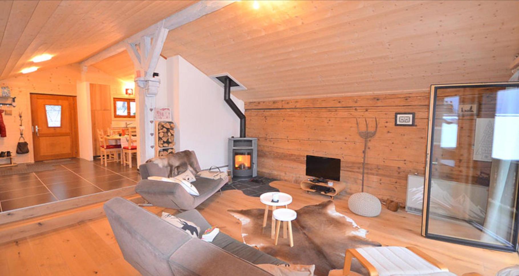 Apartment - Photo 1