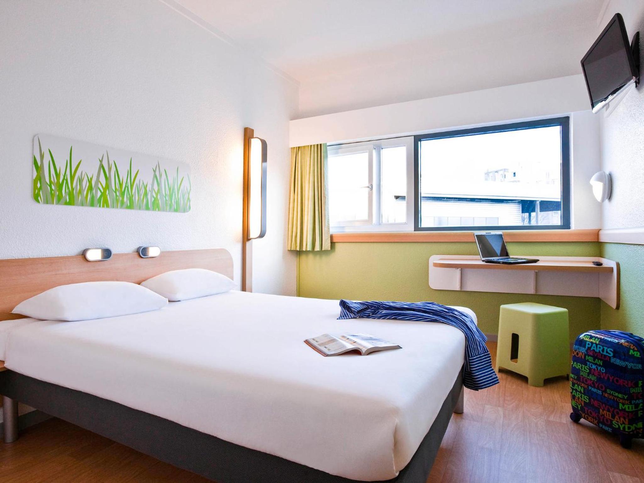 Standard Apartment with One Double Bed - Photo 2