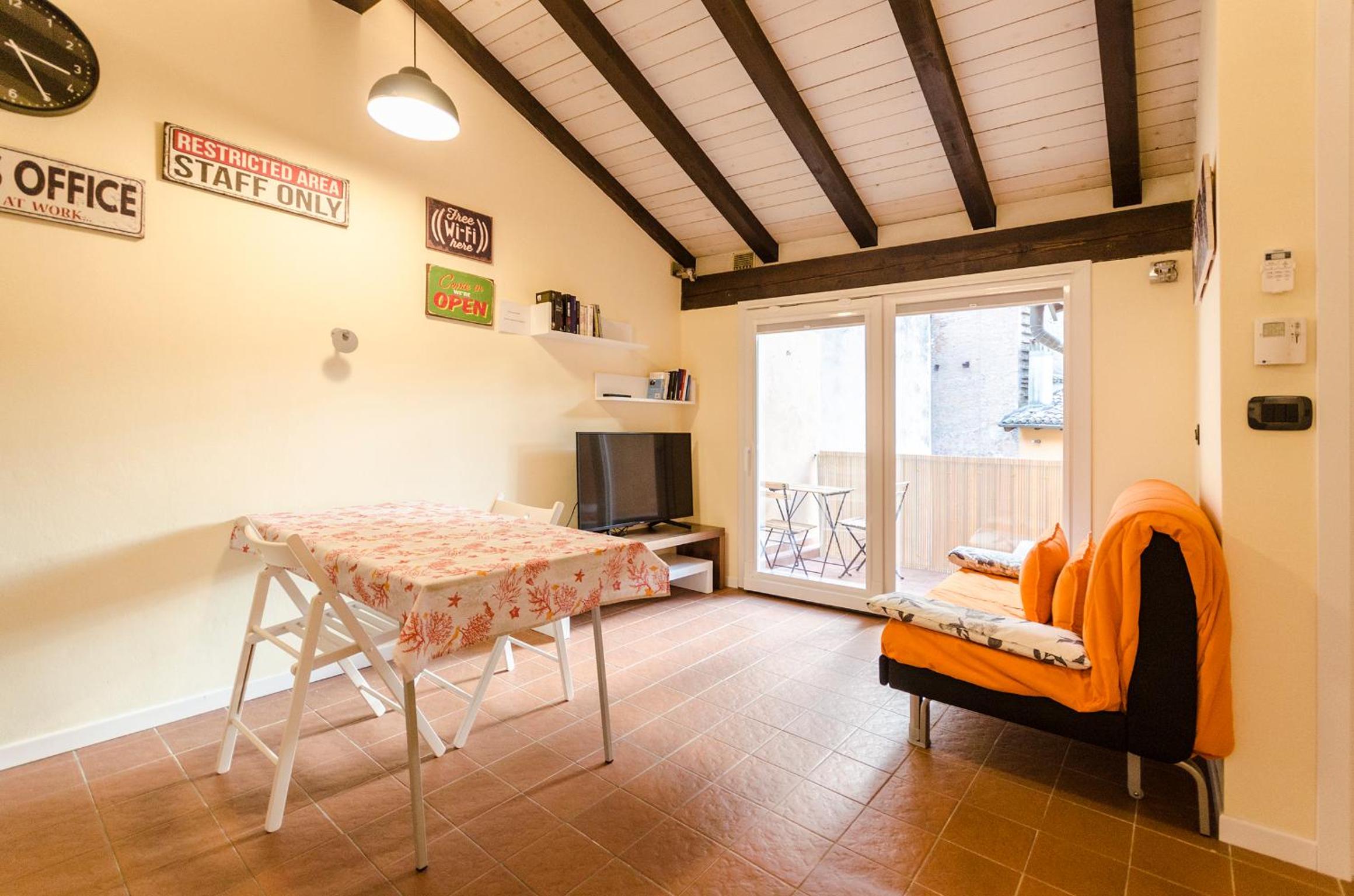 One-Bedroom Apartment