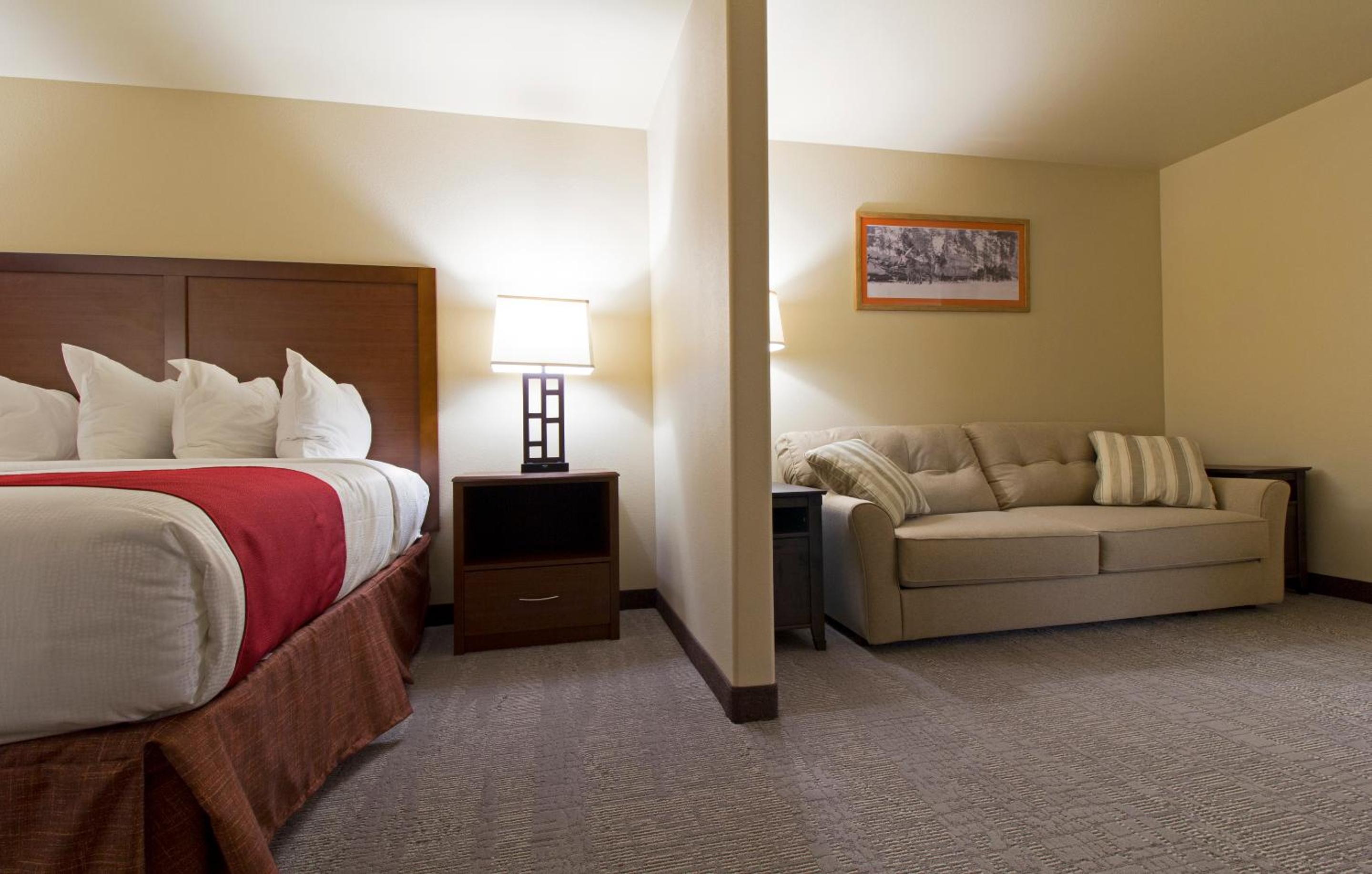 Deluxe King Room