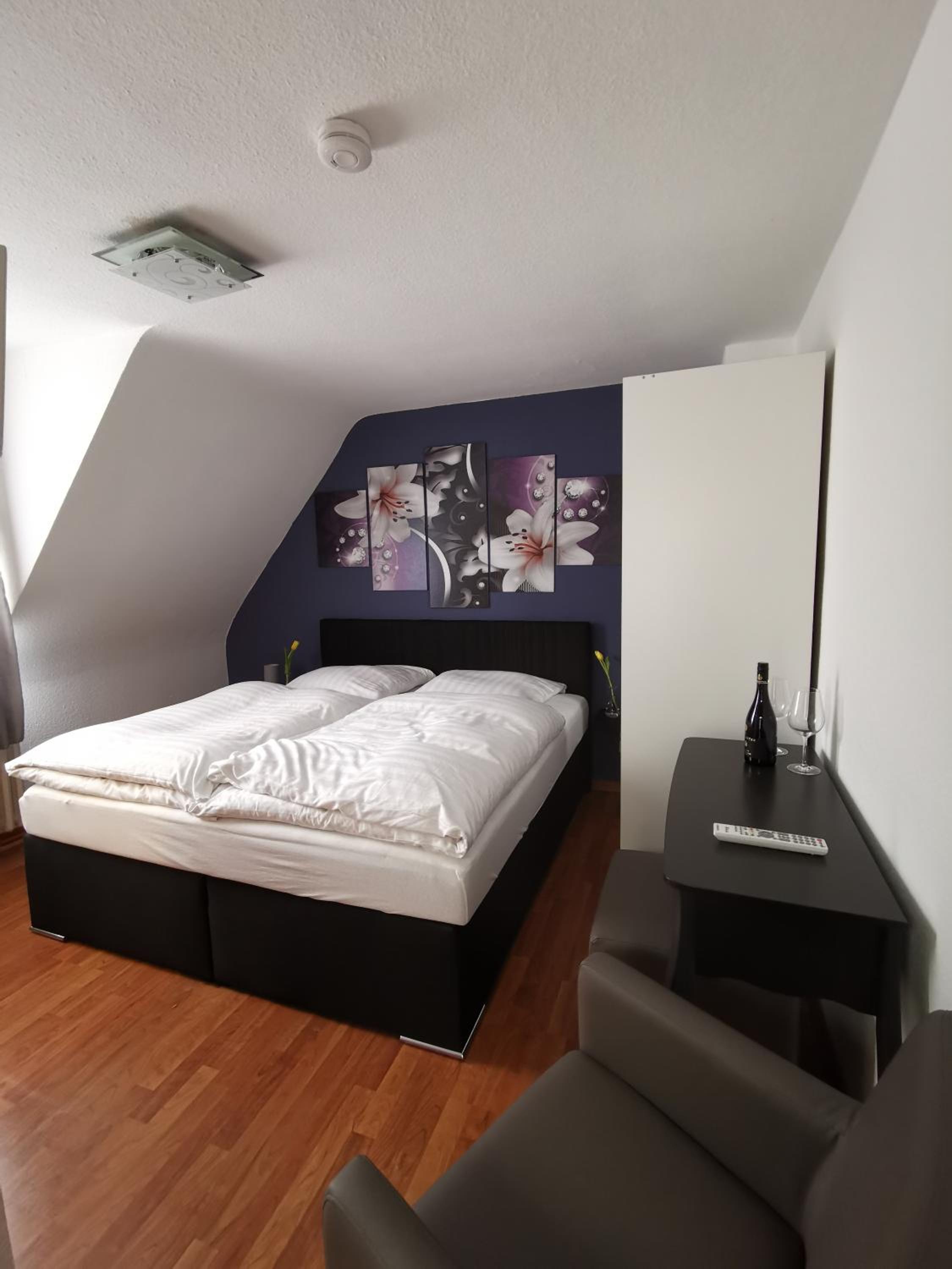 Double Or Twin Room photo 2