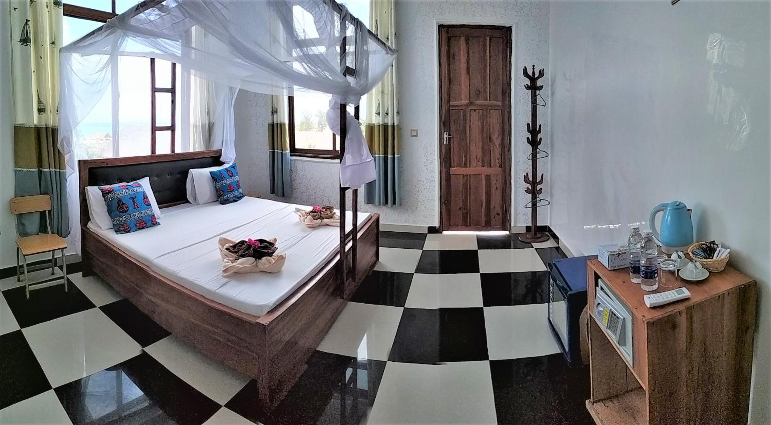 Double Room with Balcony and Sea View