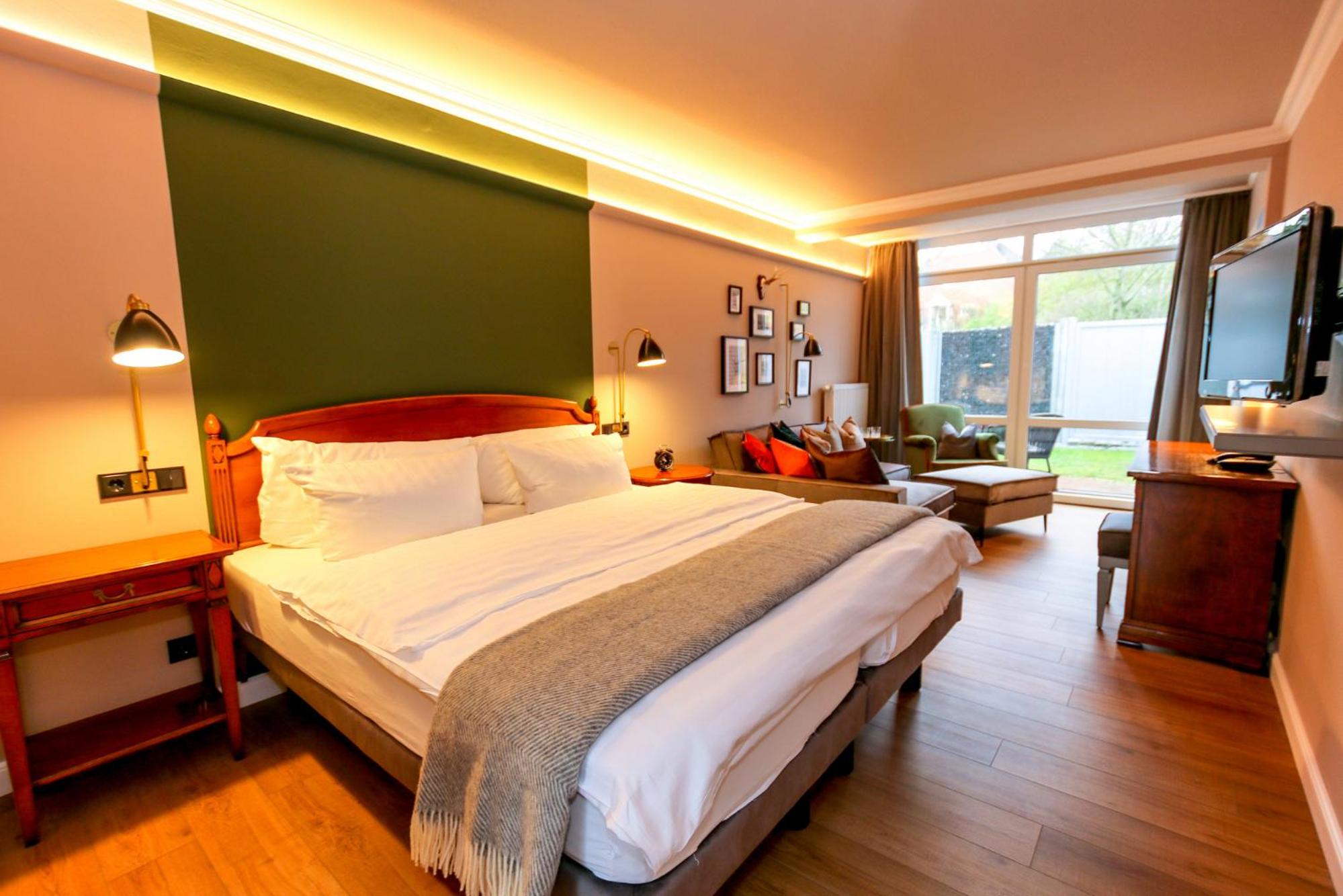 Double Room Large with Terrace