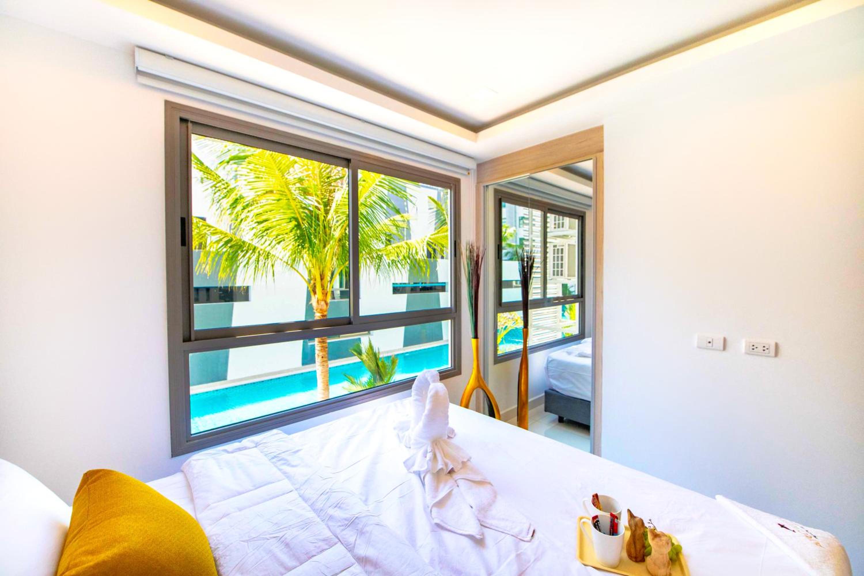 Suite - Pool View photo 1