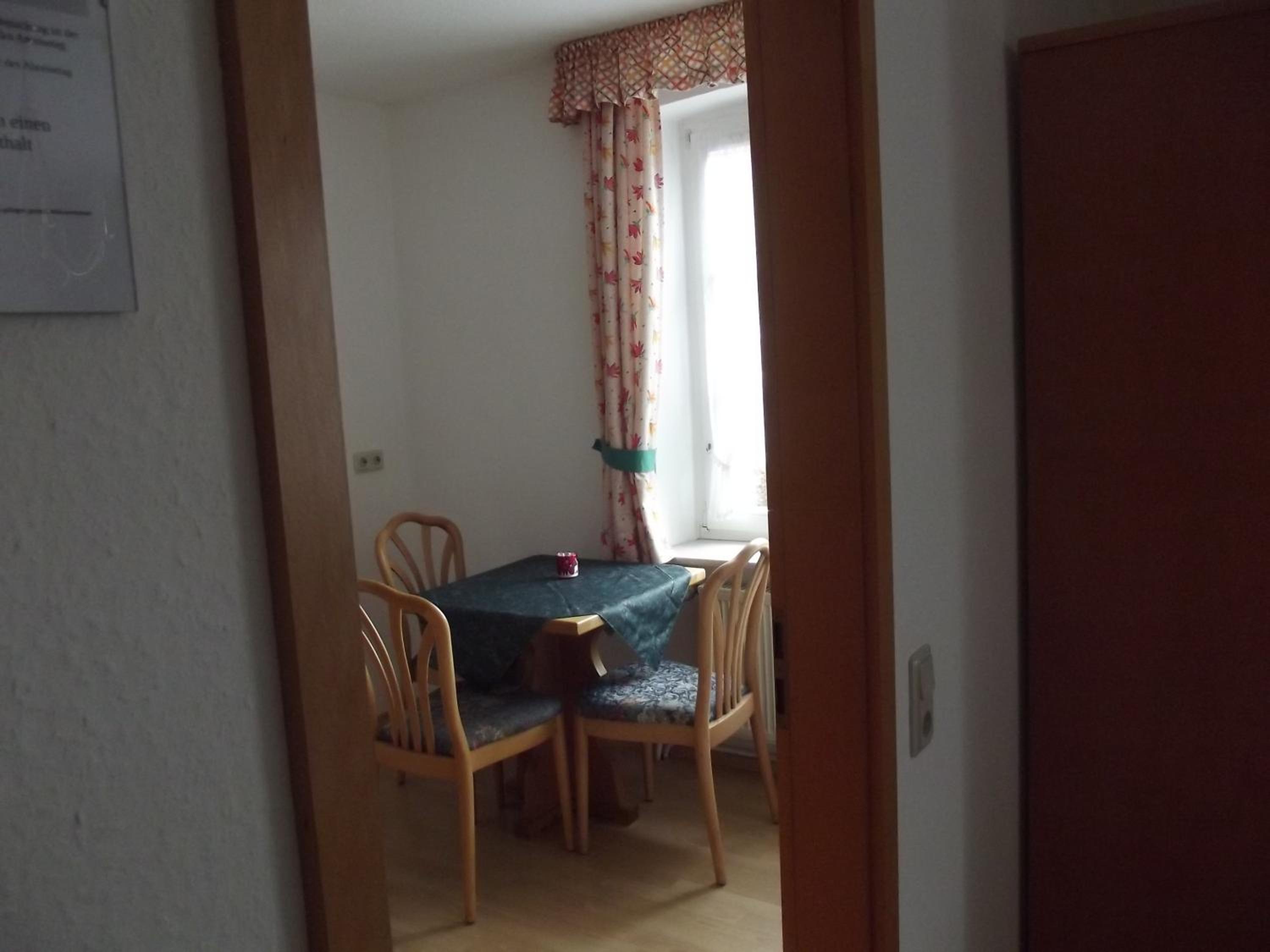 Triple Room with Bathroom - Photo 3