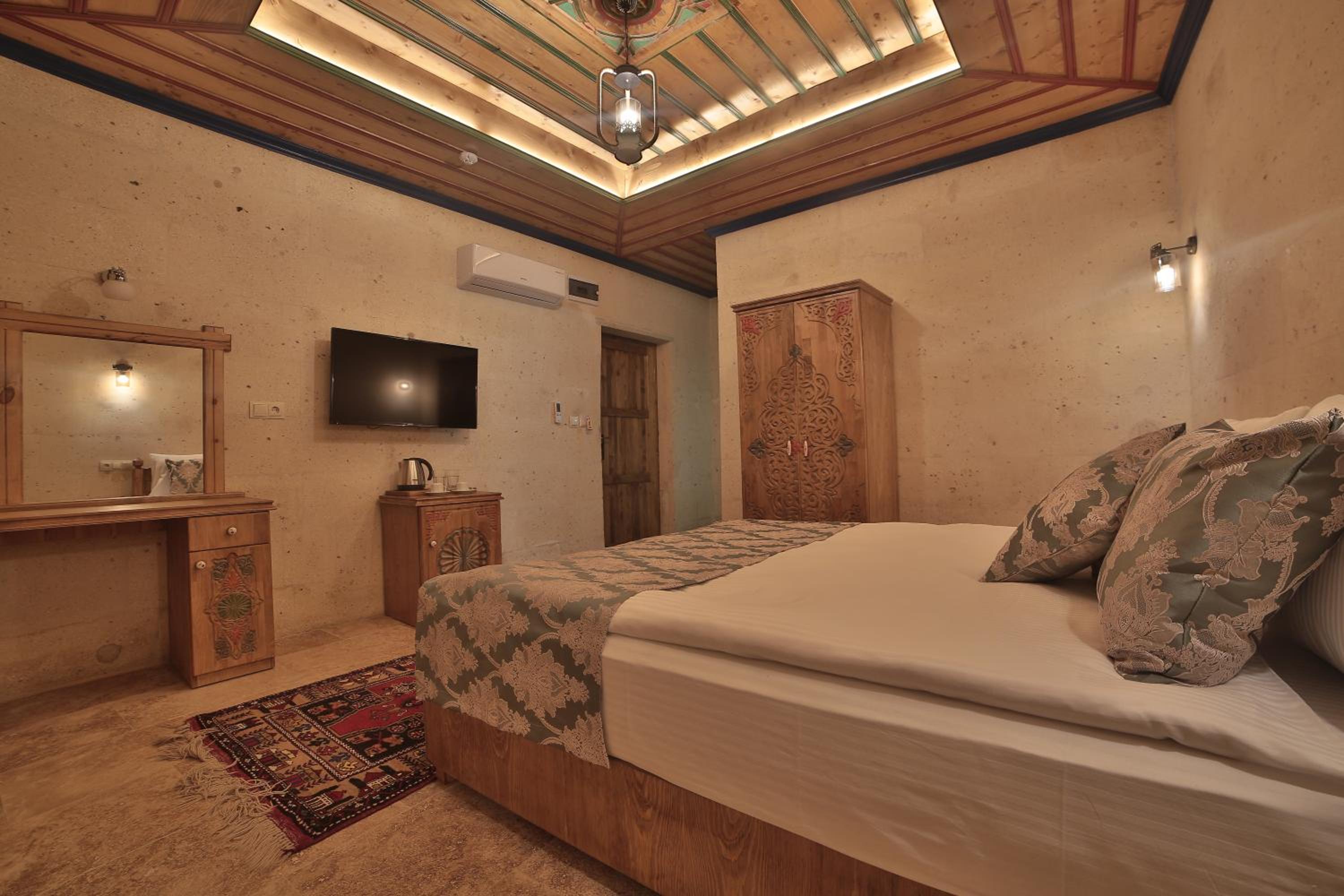 Standard Double Room - Photo 5