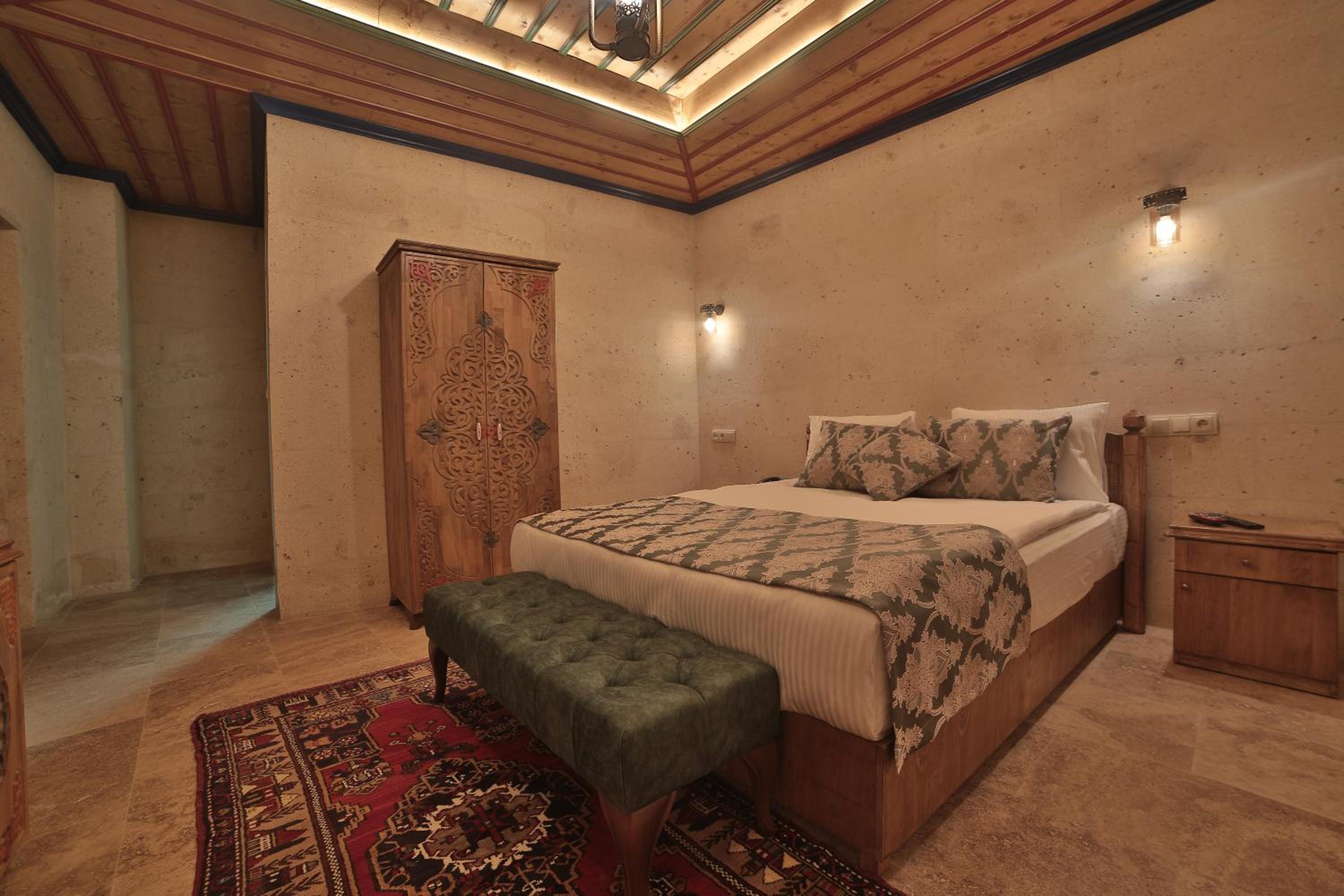 Standard Double Room - Photo 4