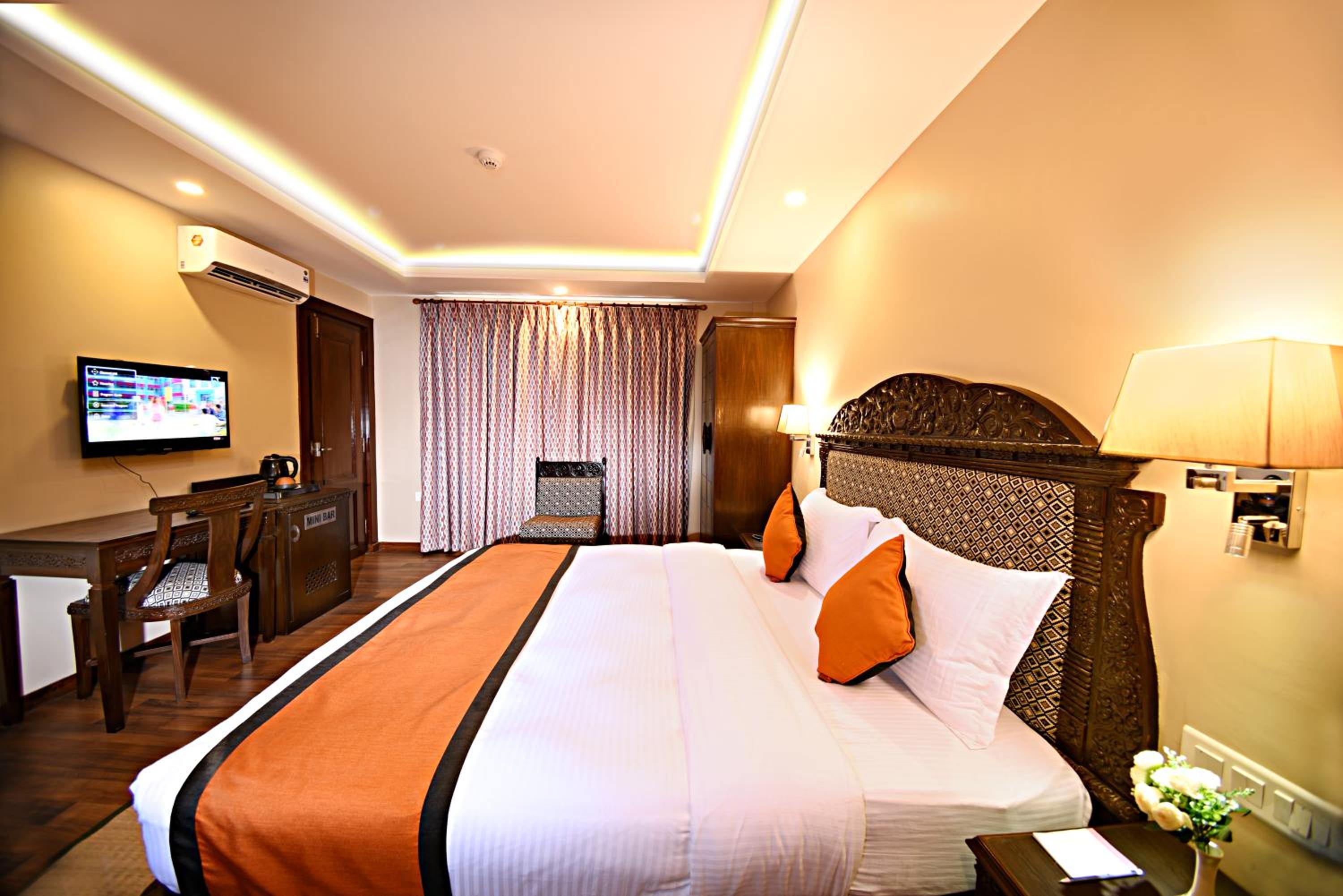 Deluxe Double or Twin Room - Photo 2