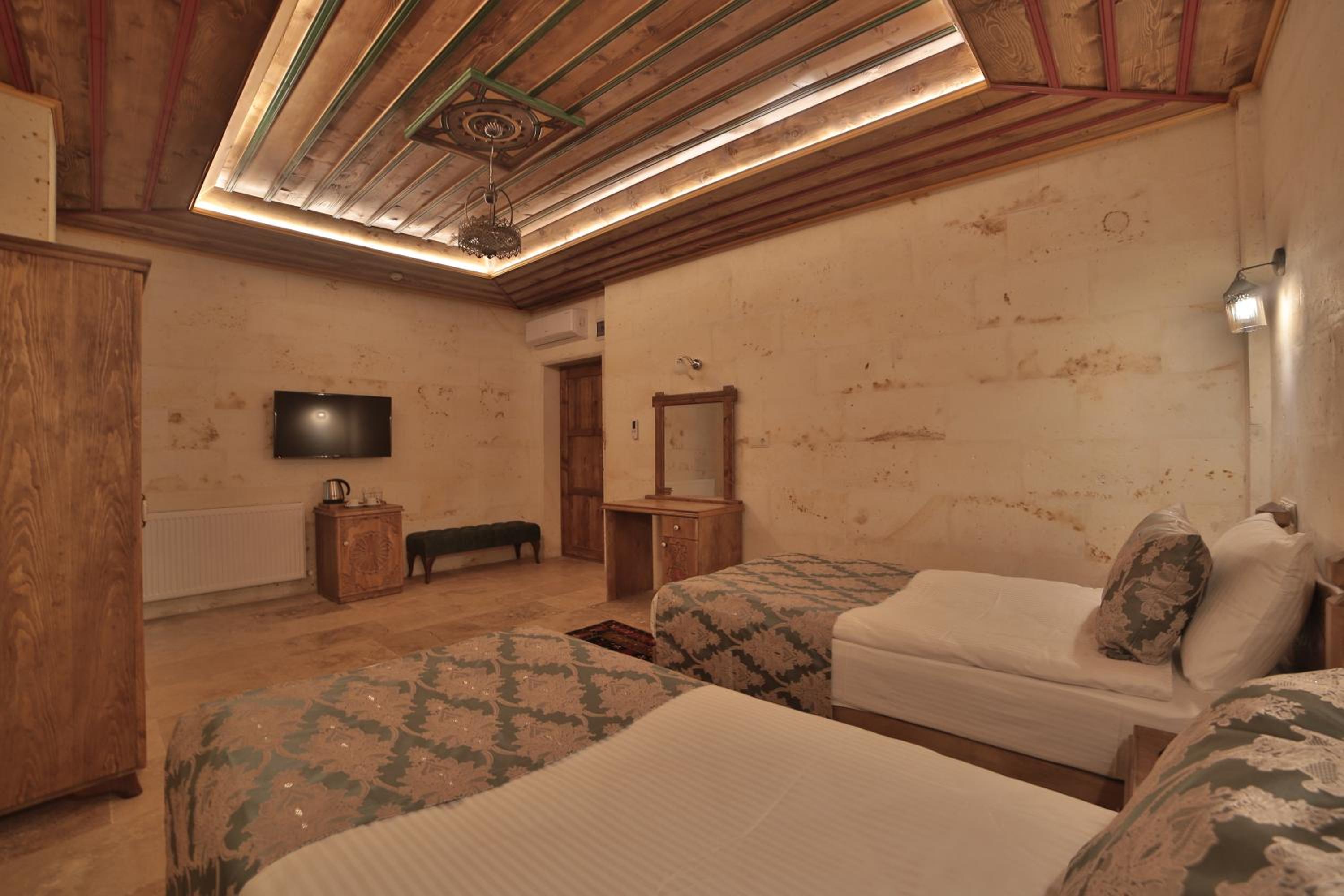 Deluxe Double Room - Photo 4