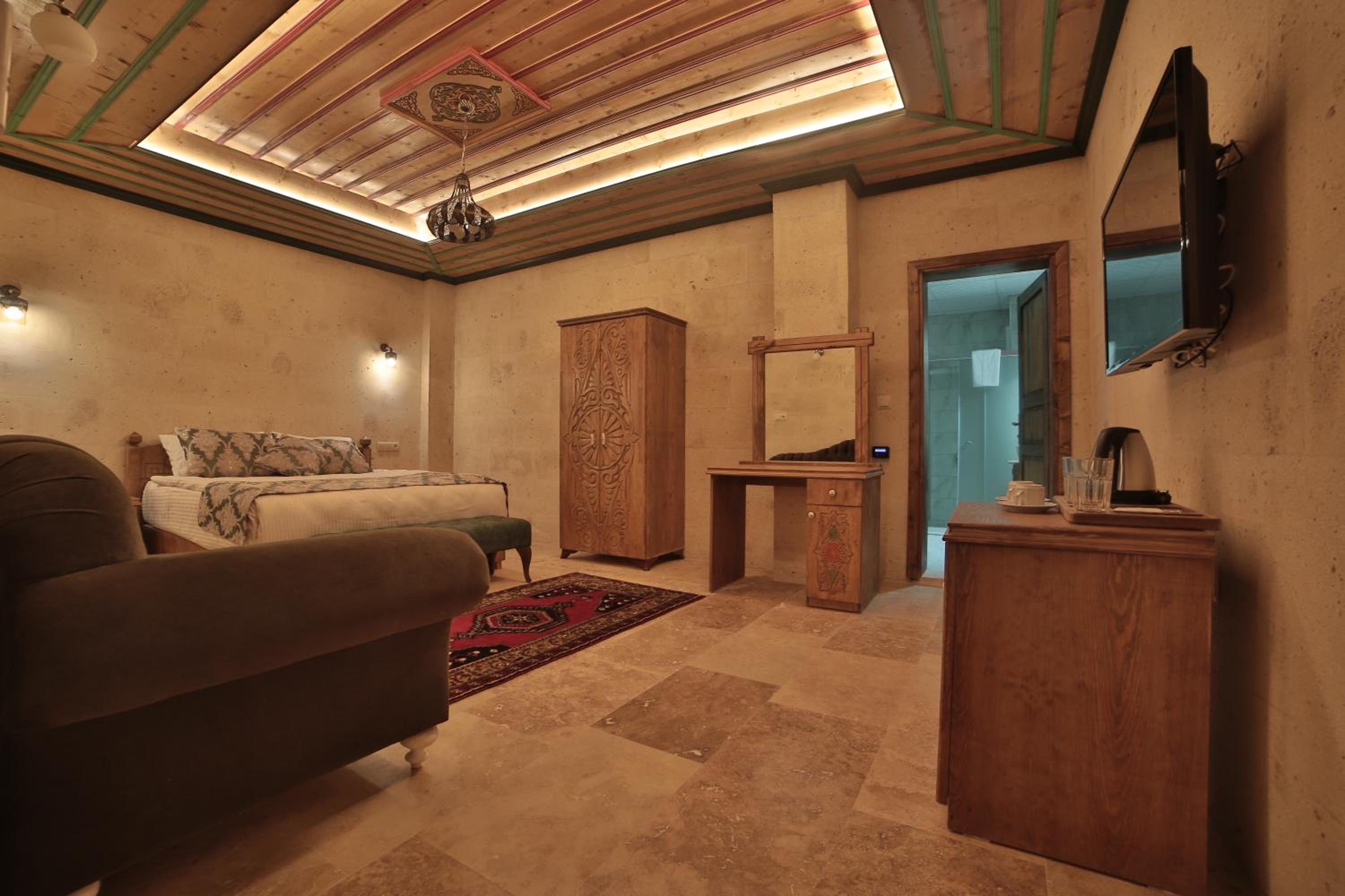 Small Double Room - Photo 10