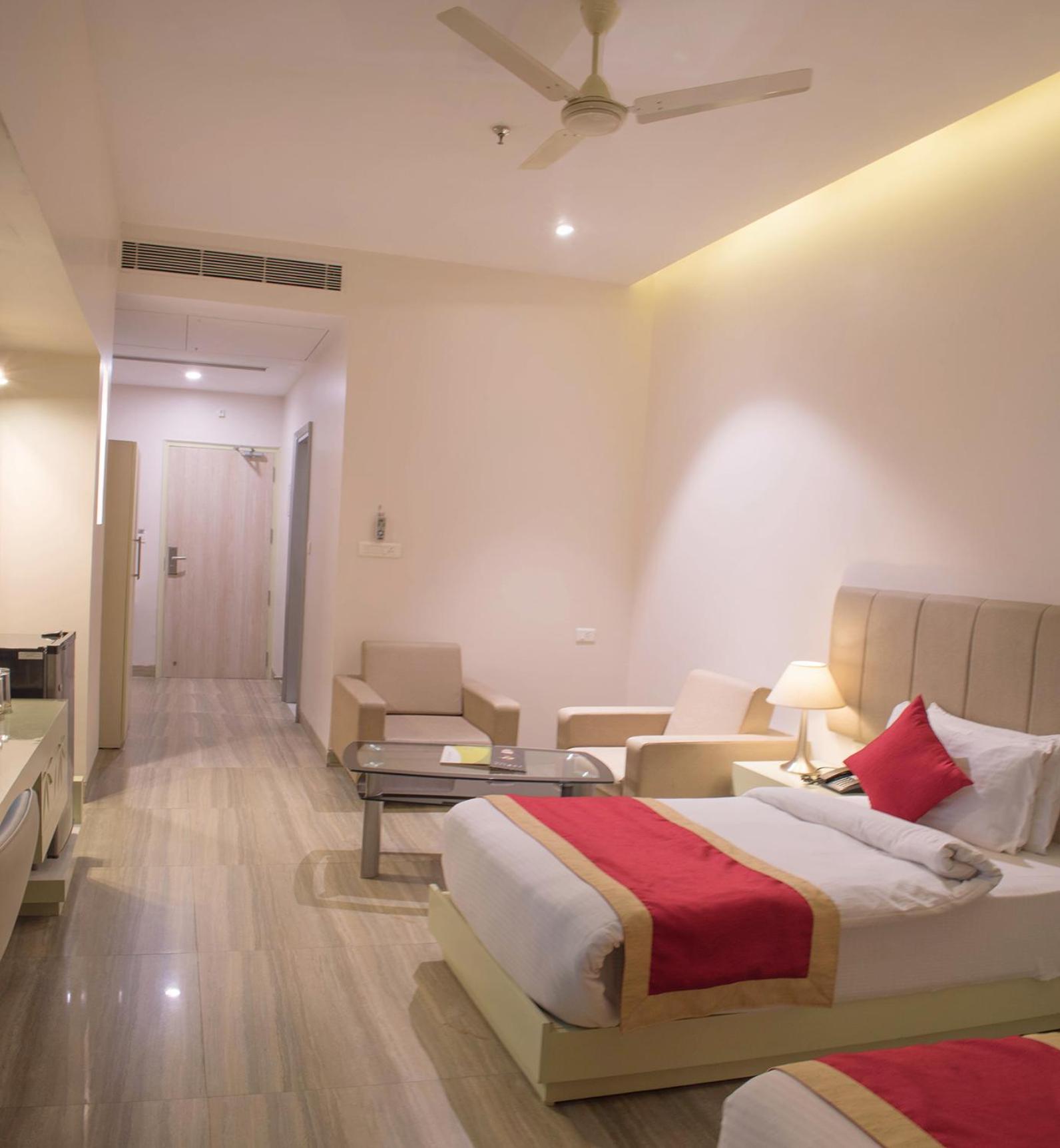 Deluxe Room - Photo 1