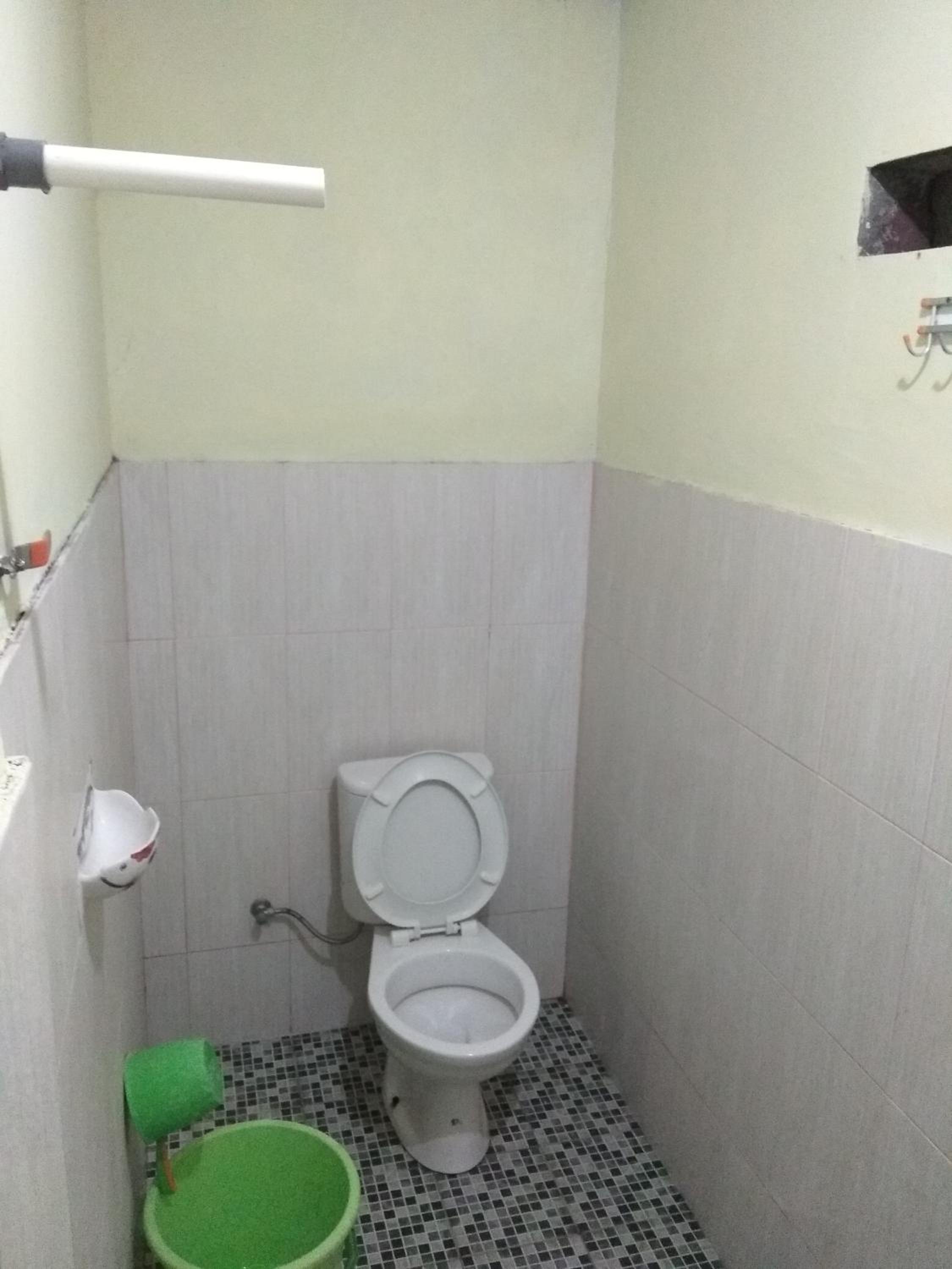 Double Room with Private Bathroom - Photo 11