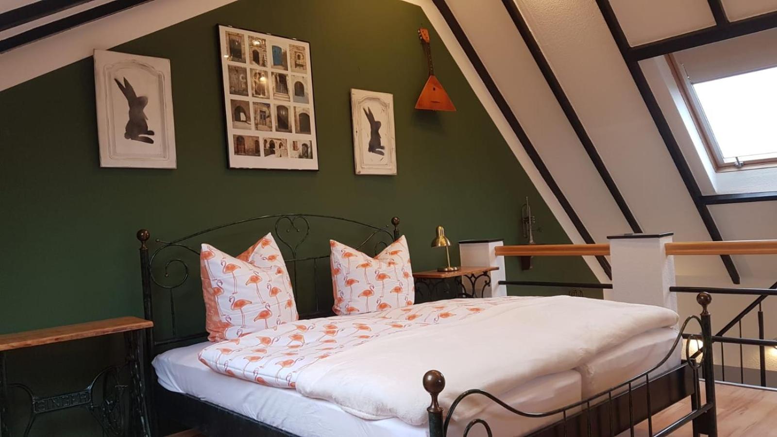 One-Bedroom Apartment - Photo 14