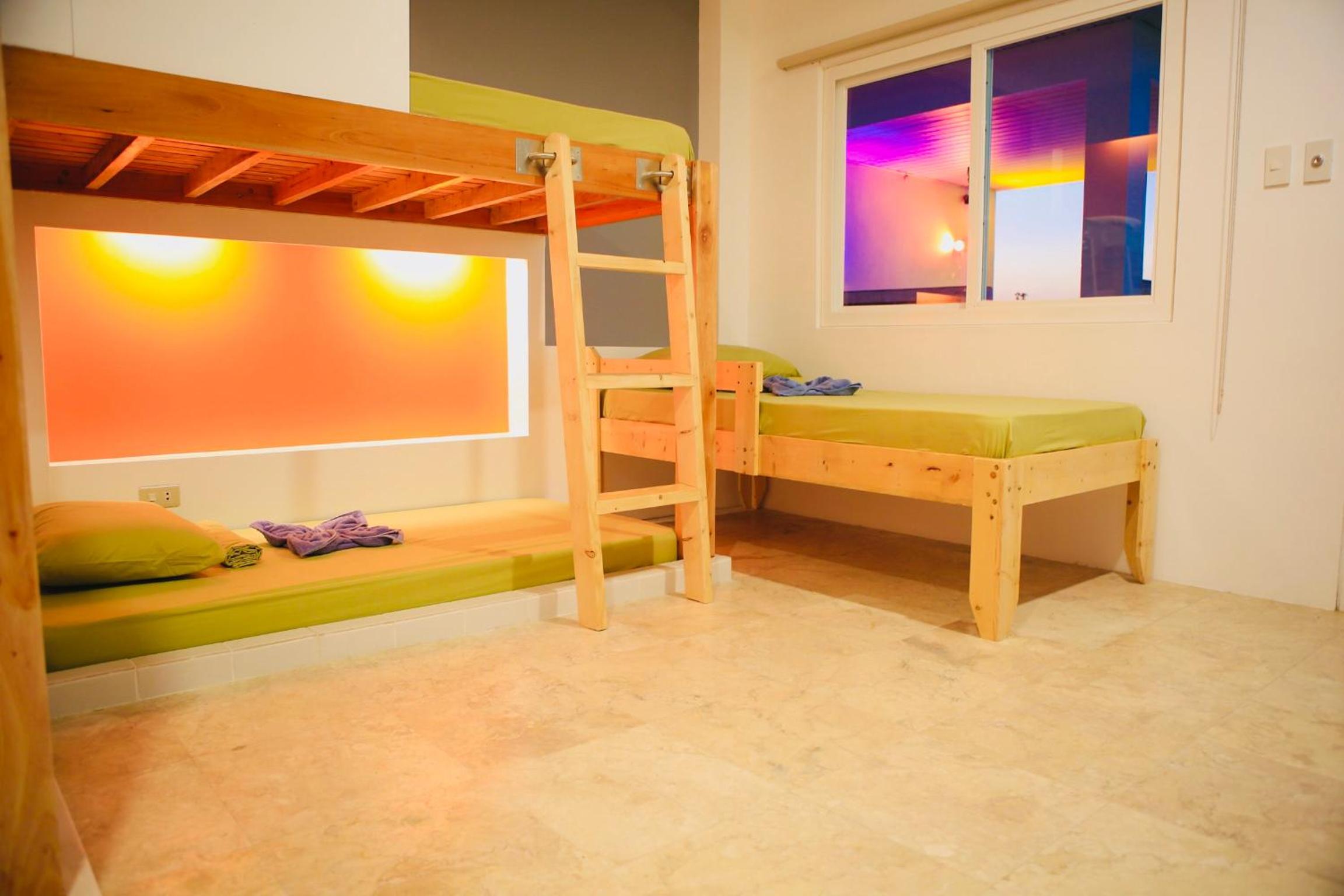 Family Room with Terrace - Photo 5