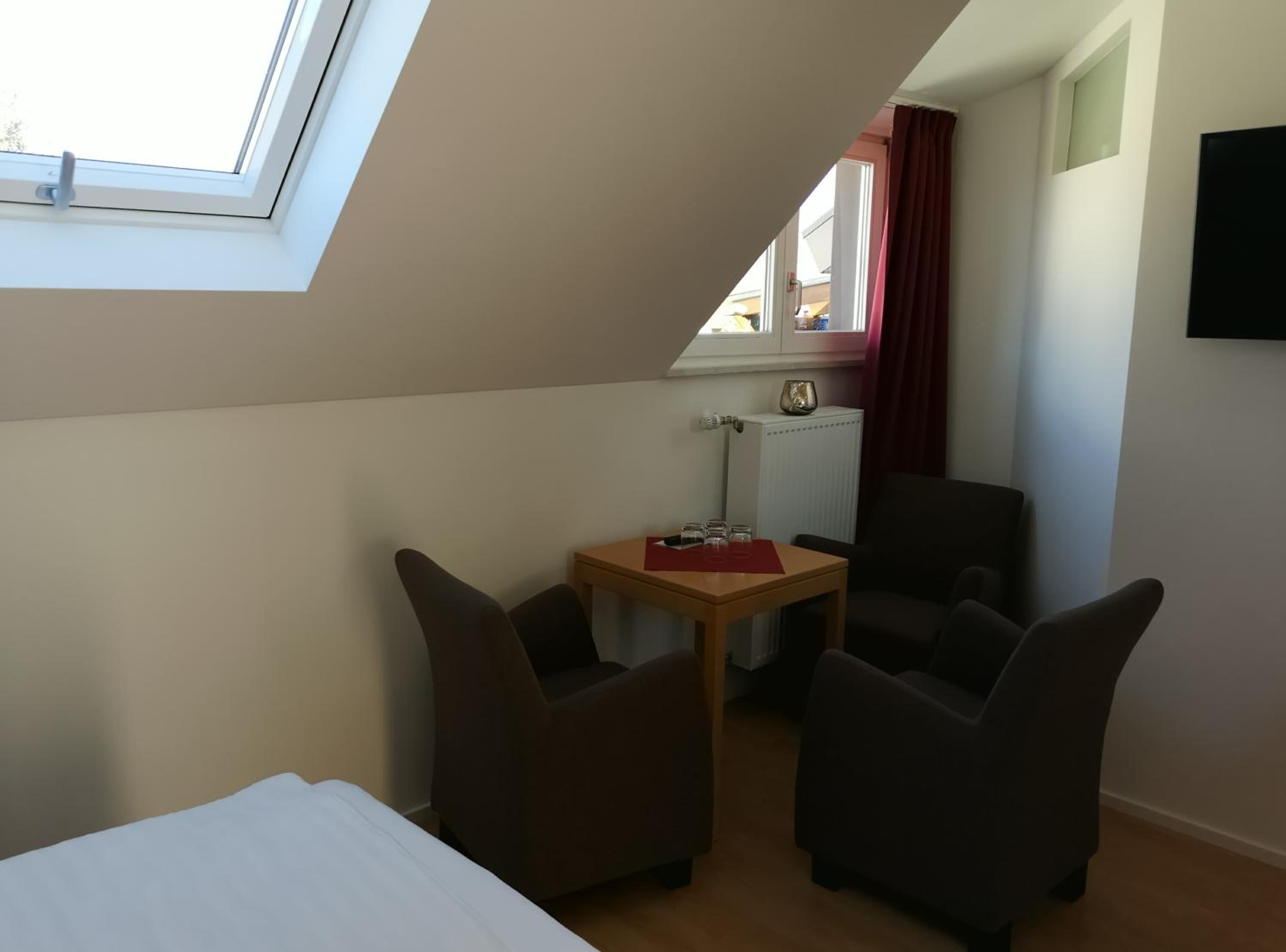 Classic Quadruple Room - Photo 13