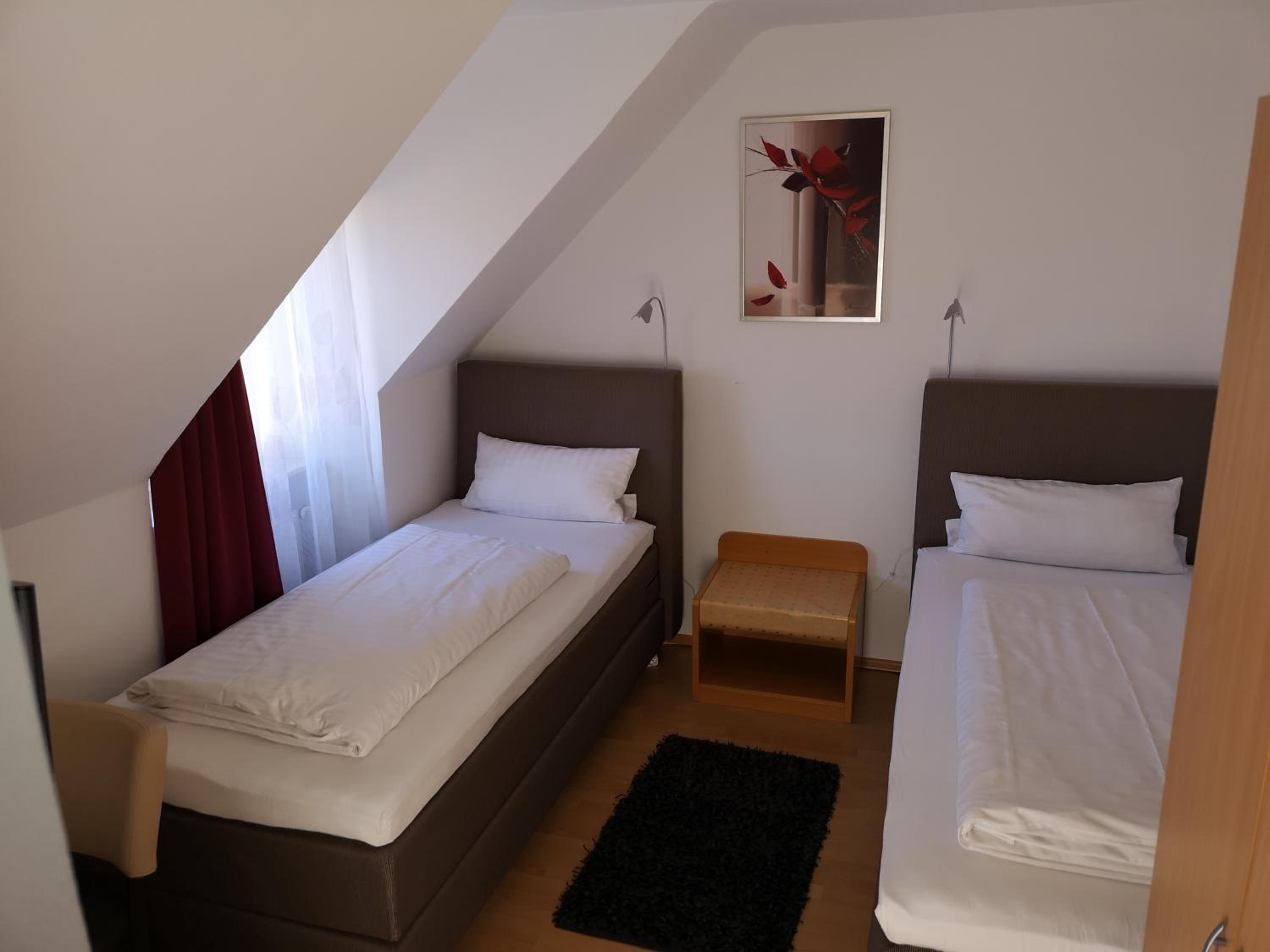 Double Room - Photo 1