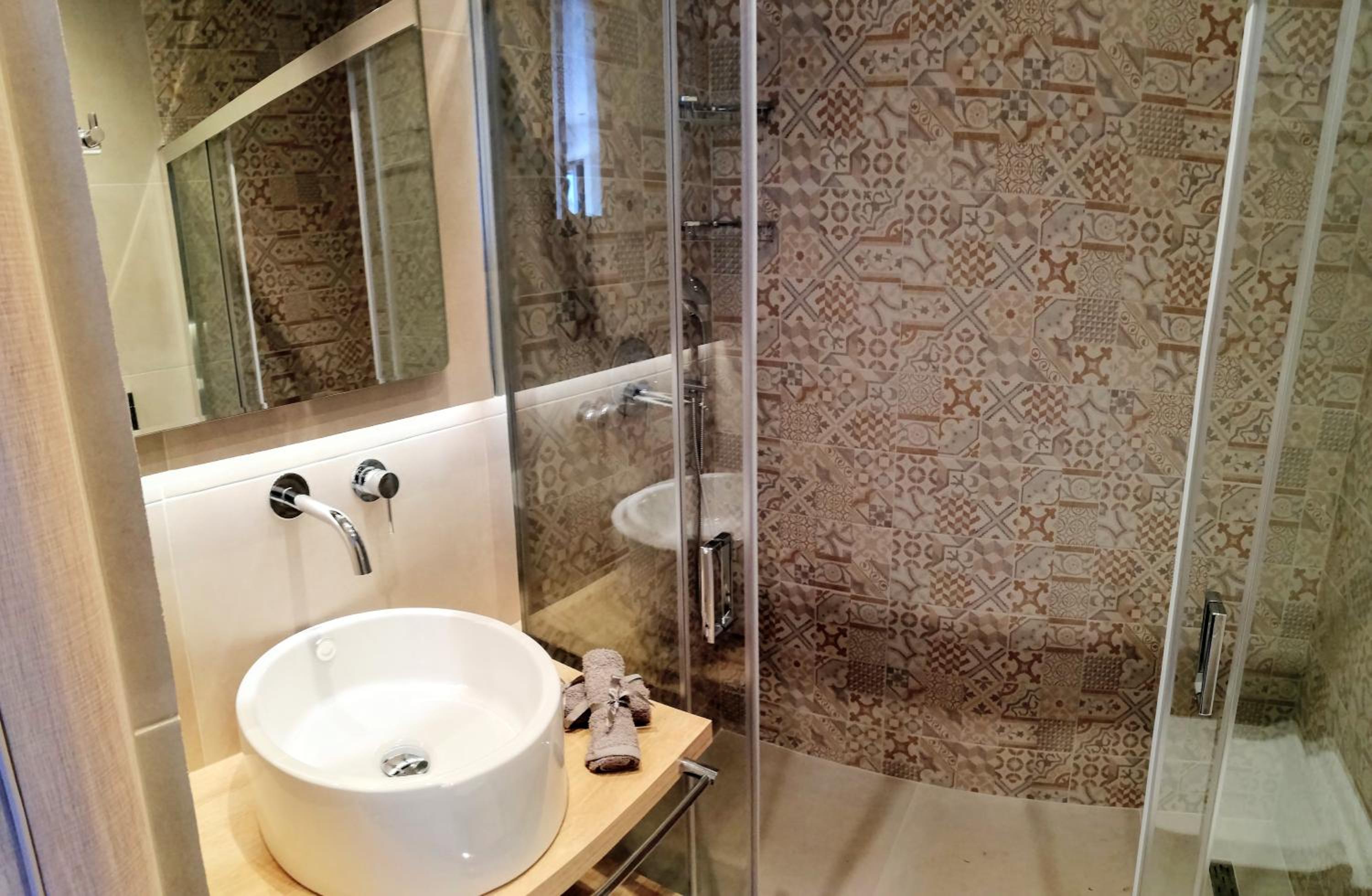 Suite White Gea with Private Pool and Stunning Sea View photo 2