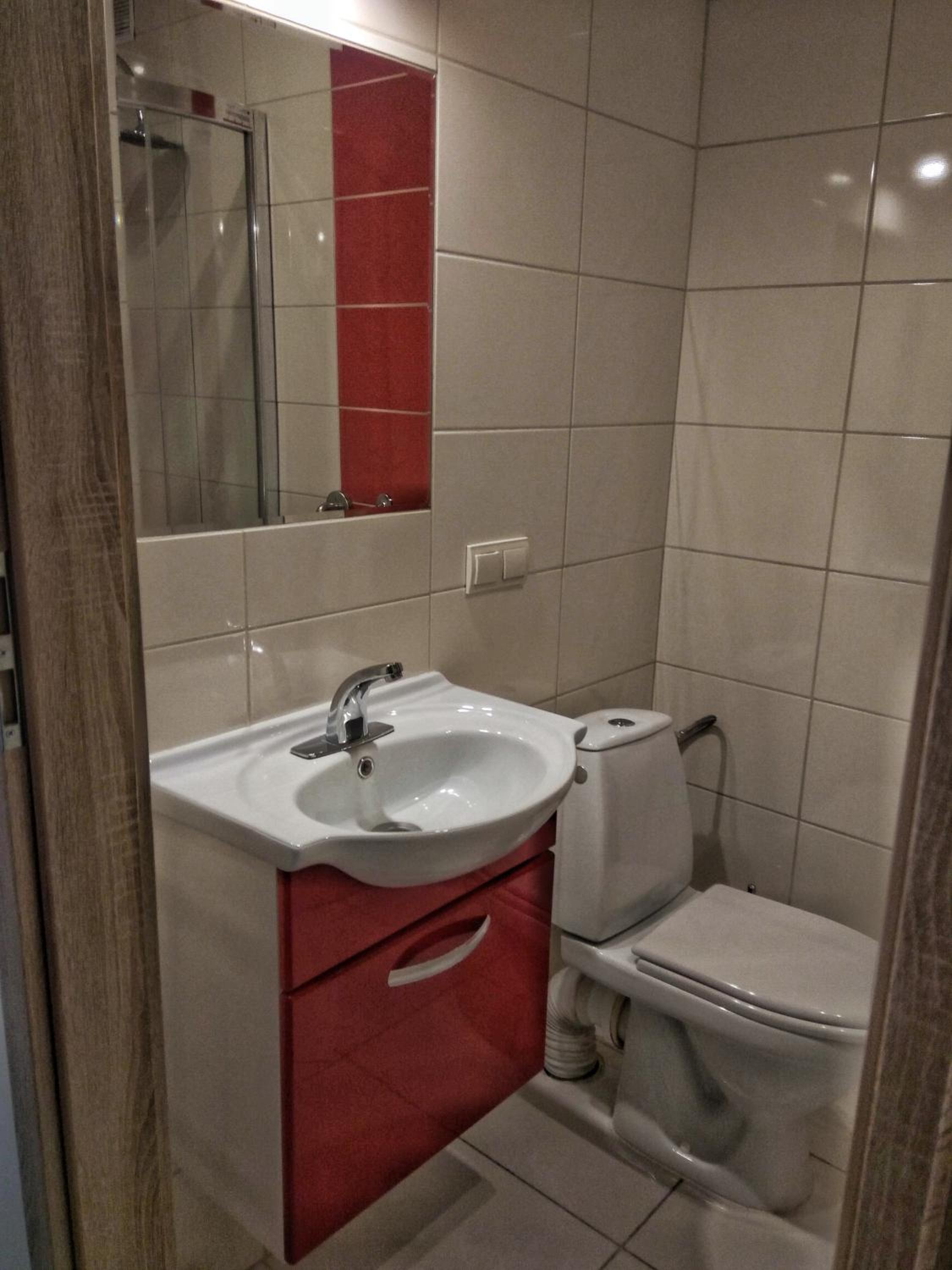 Single Room photo 3