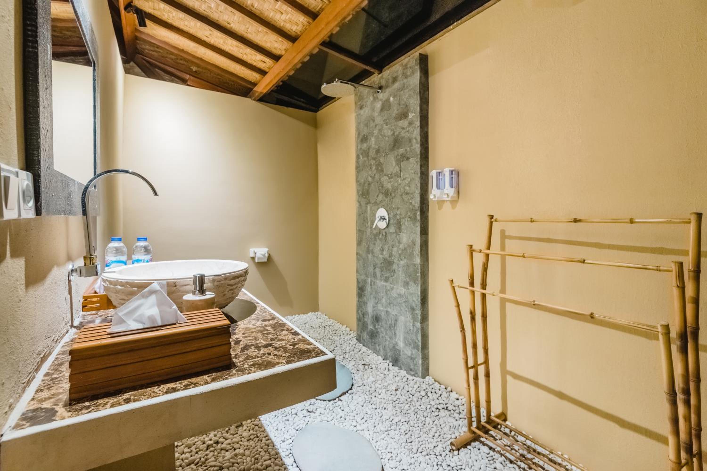 Deluxe Double Room - Photo 4