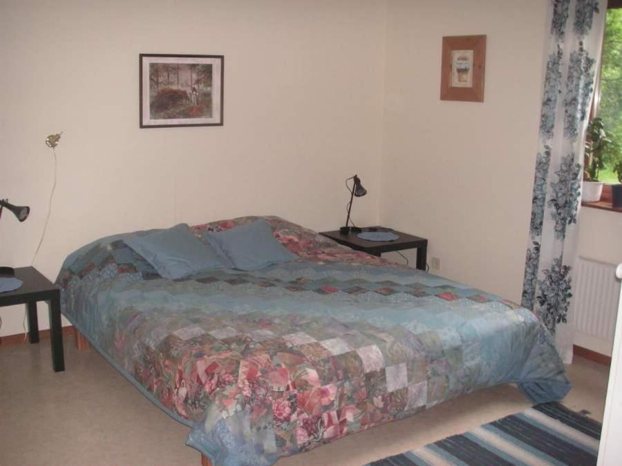 Standard Twin Room with Shared Bathroom photo 3