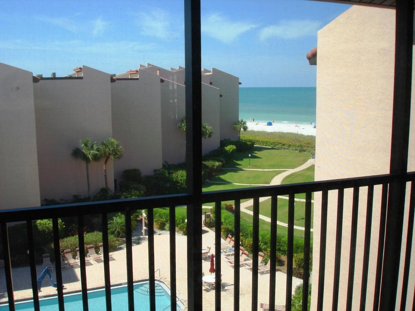 Apartment with Sea View photo 3
