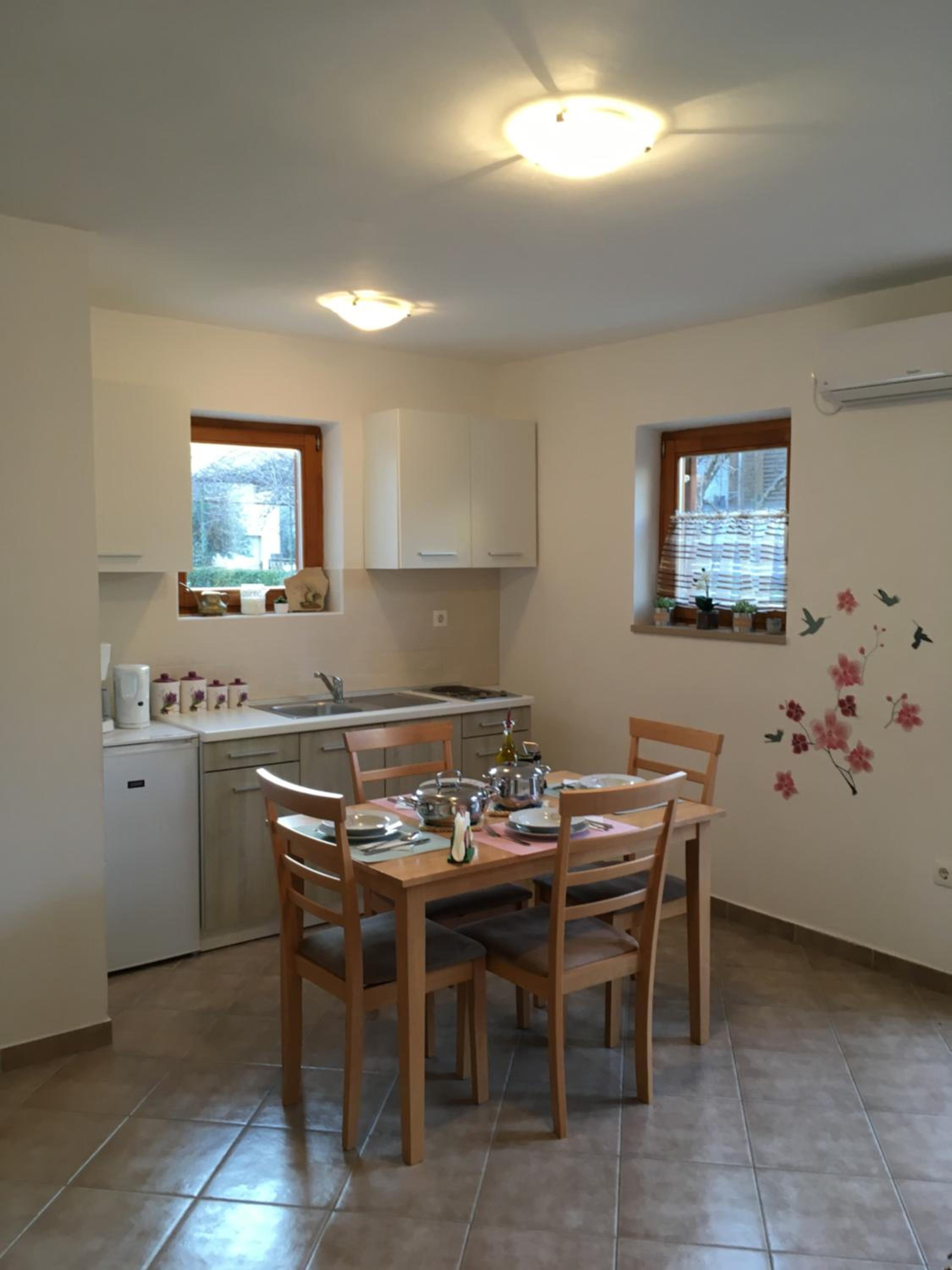 Apartment - Photo 6