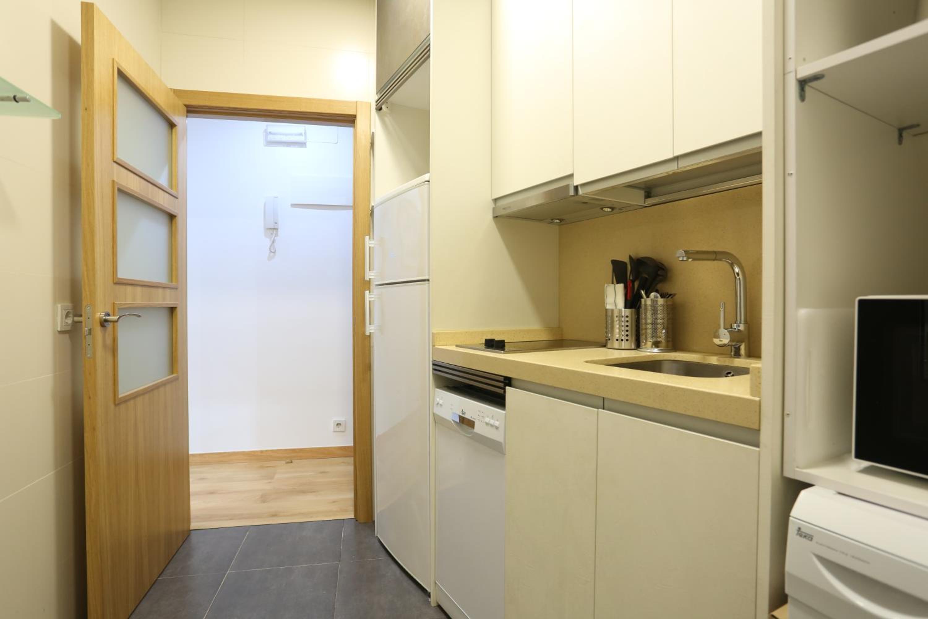 Two-Bedroom Apartment photo 2
