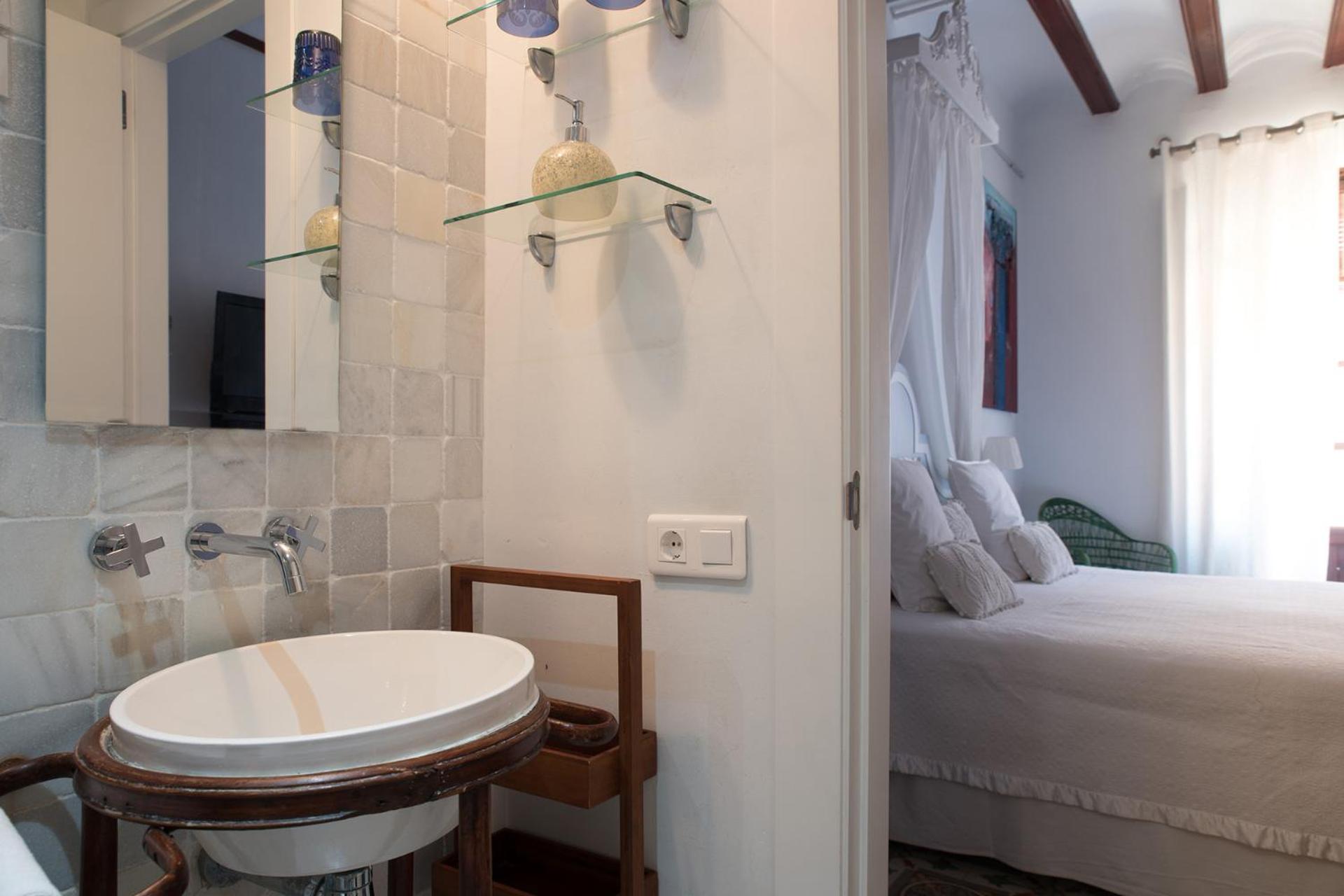 Superior Double or Twin Room photo 3