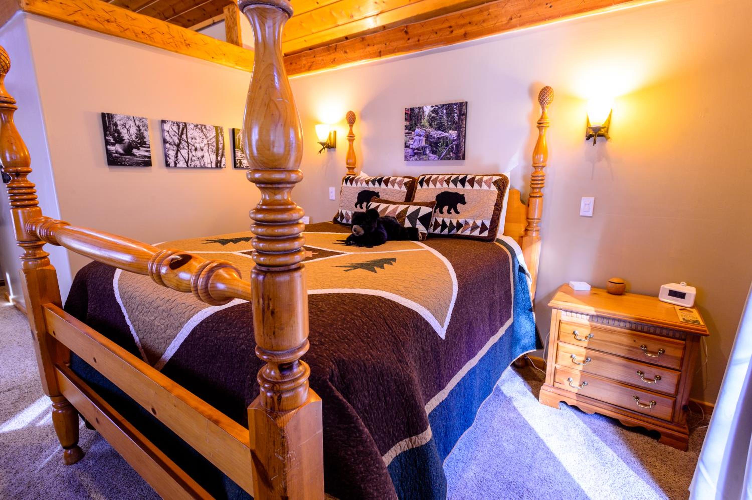 Deluxe Queen Room - No Pets photo 2