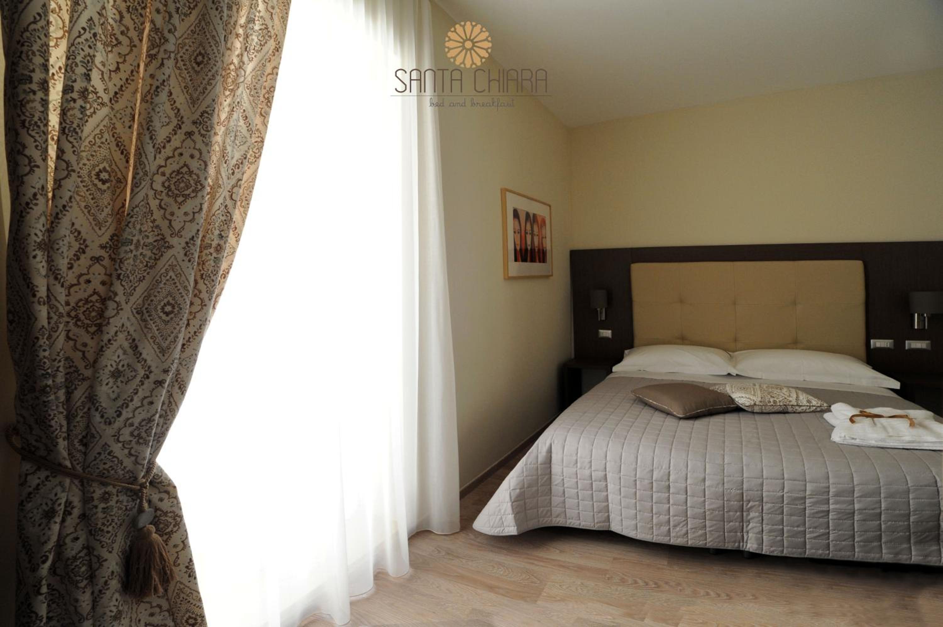 Double or Twin Room with Balcony - Photo 3
