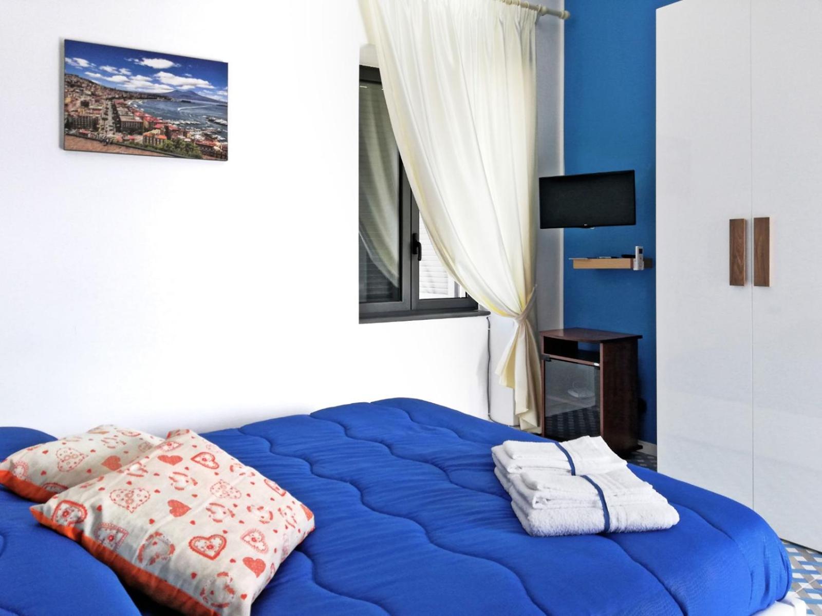 One-Bedroom House photo 1