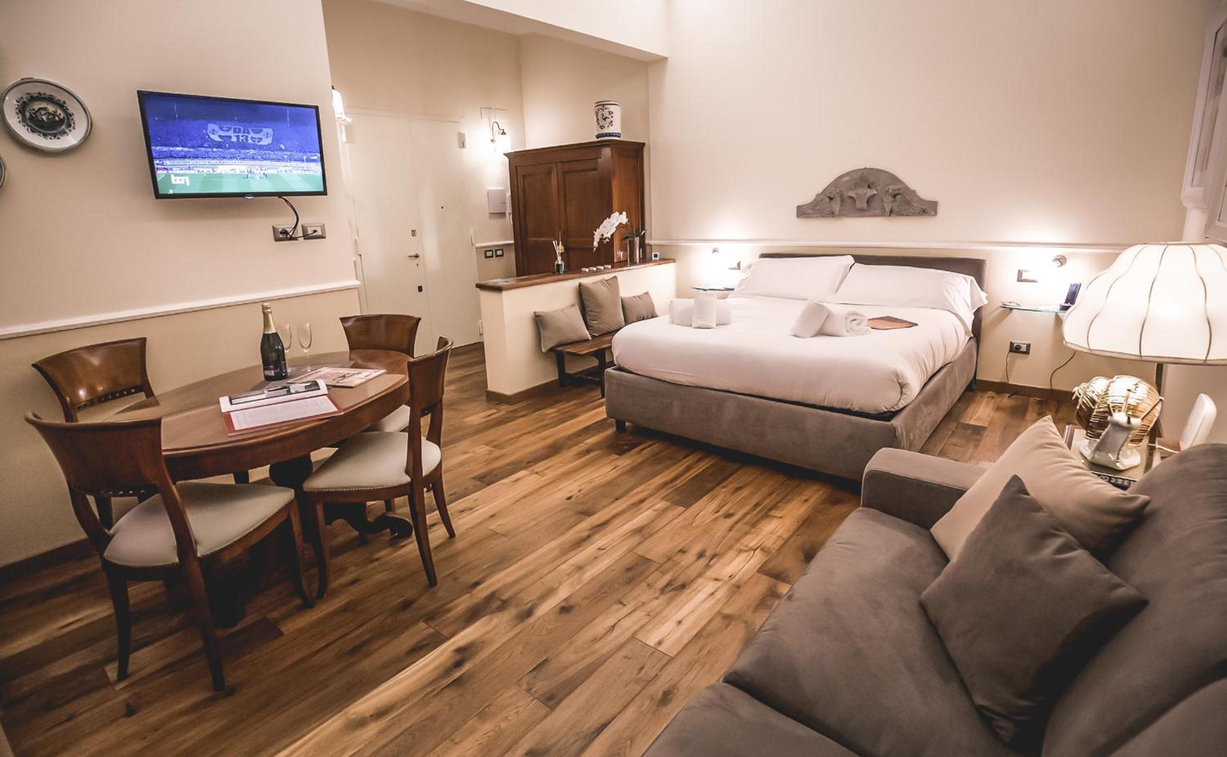 One-Bedroom Apartment
