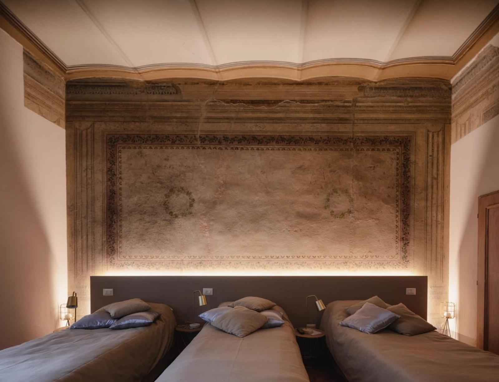 Triple Room - Photo 6