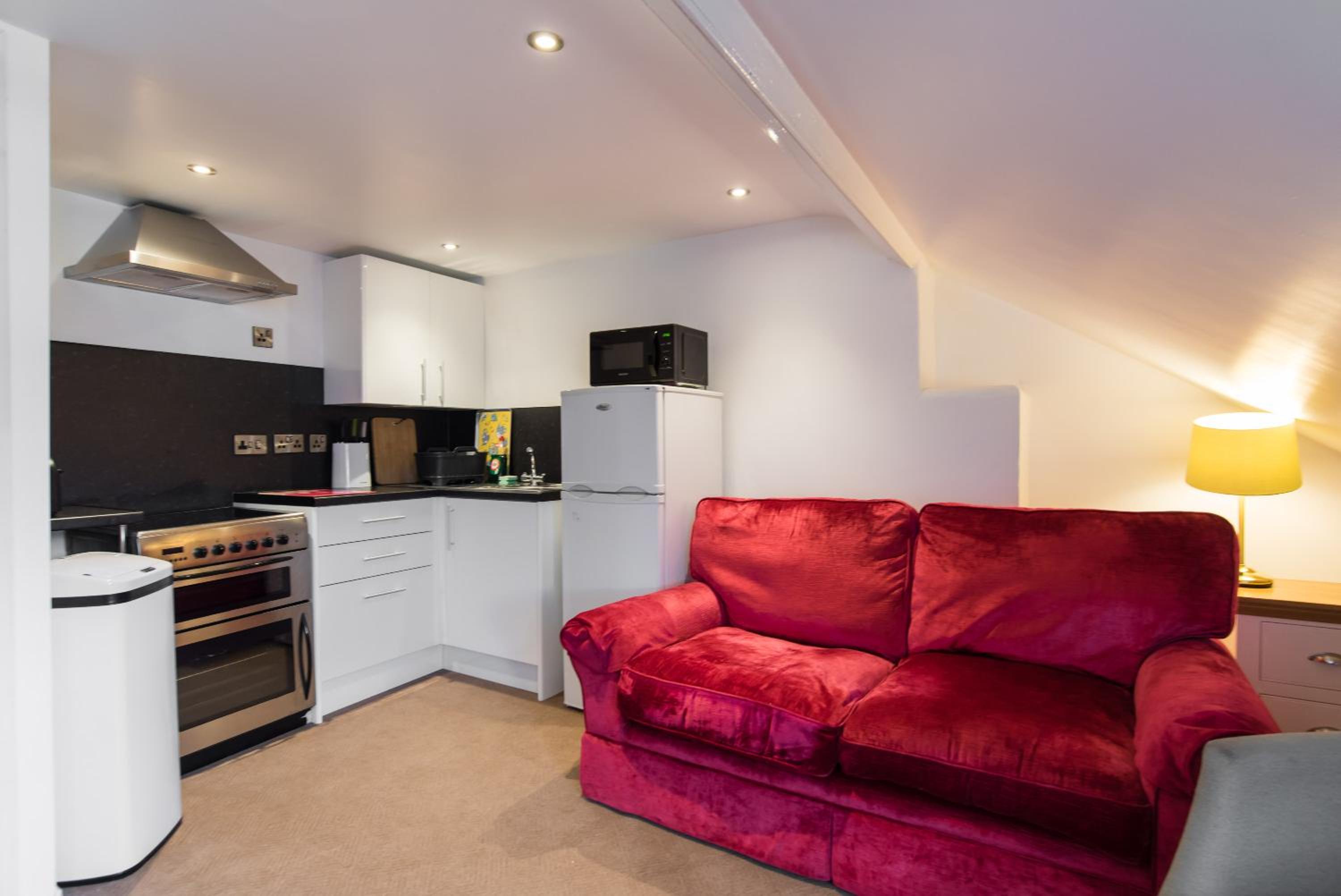 Apartment - Photo 12