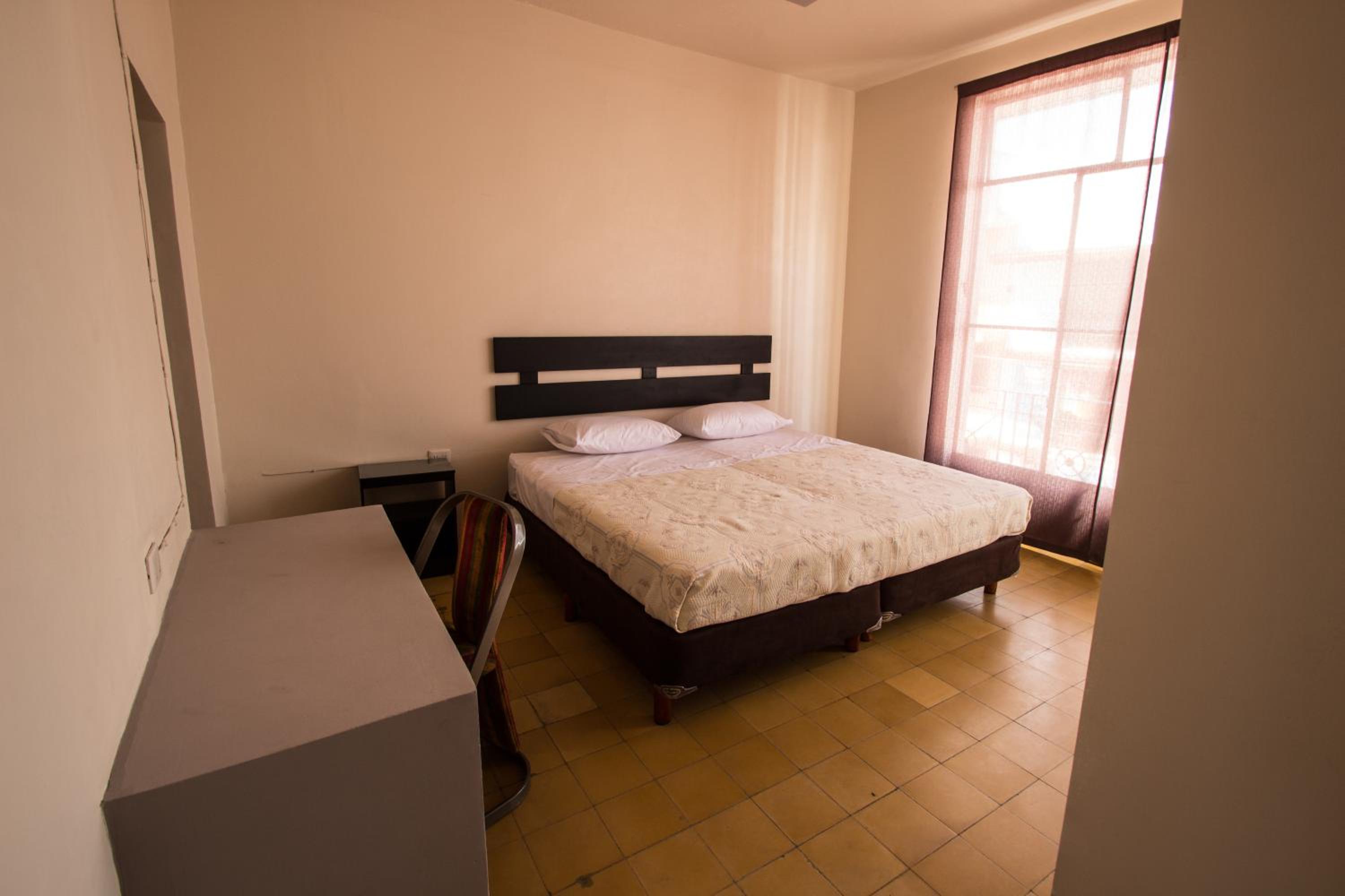 Double Room with Private Bathroom photo 2