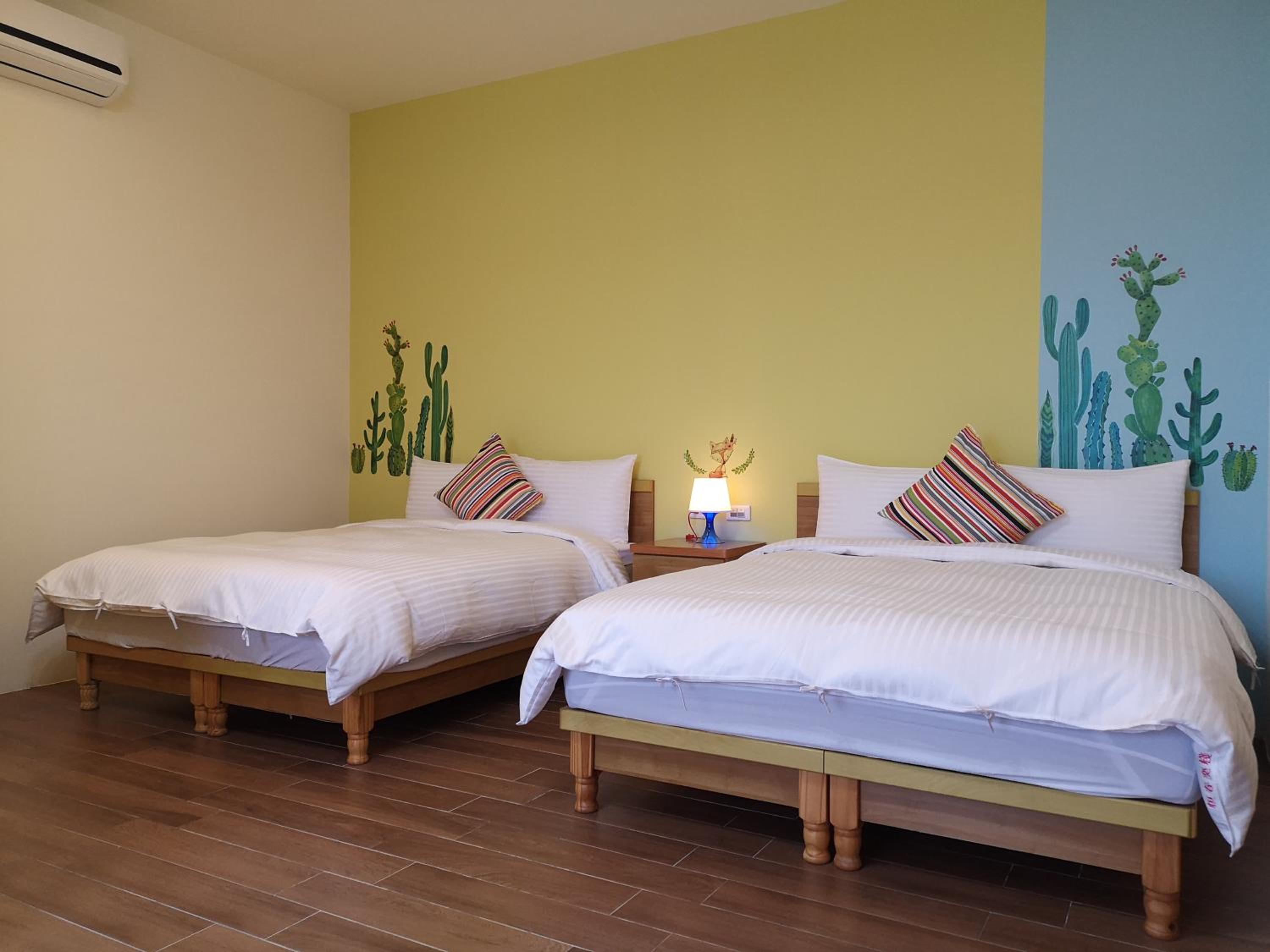 Quadruple Room with Mountain View