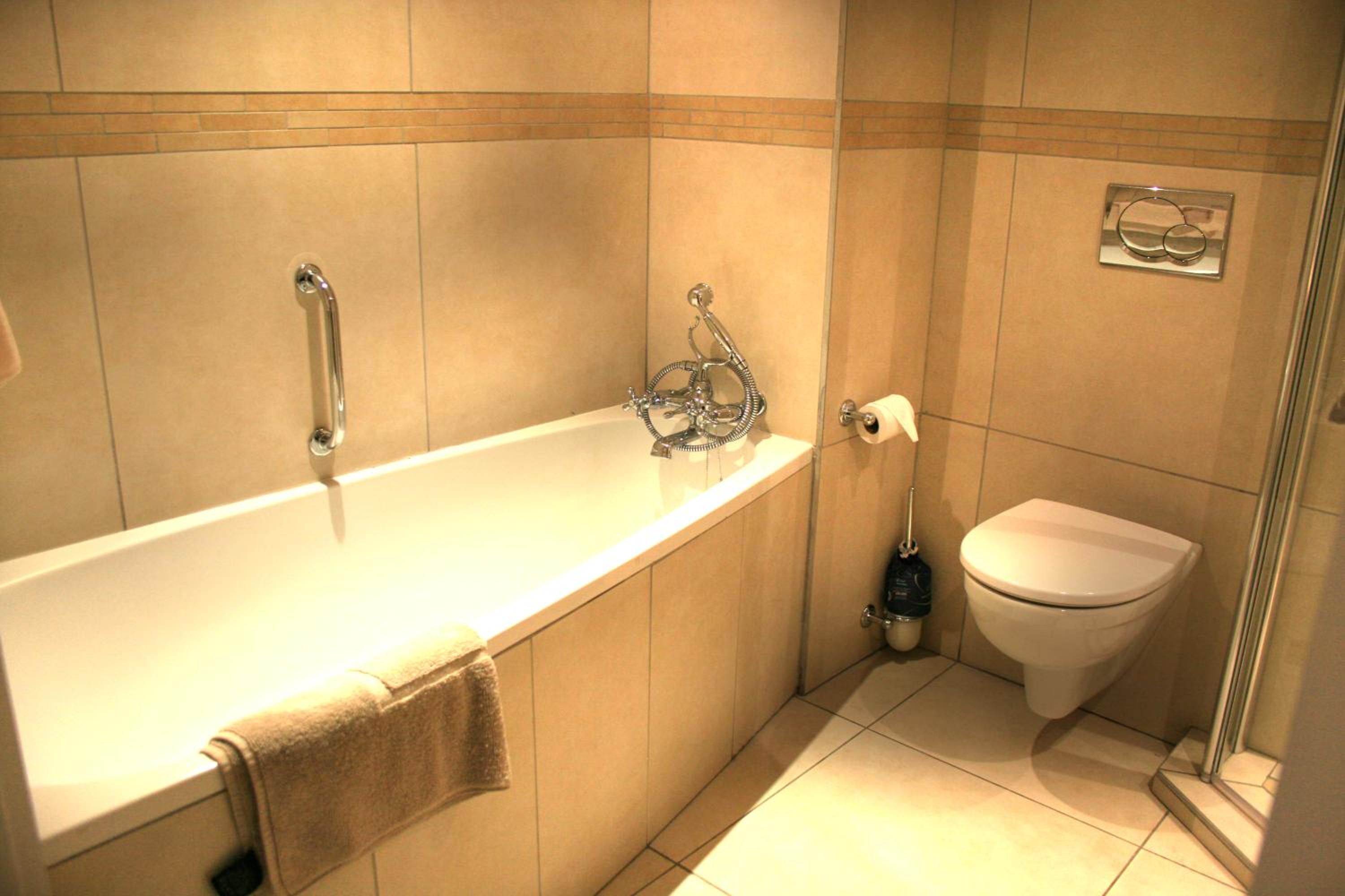Deluxe Double Room with Balcony photo 2