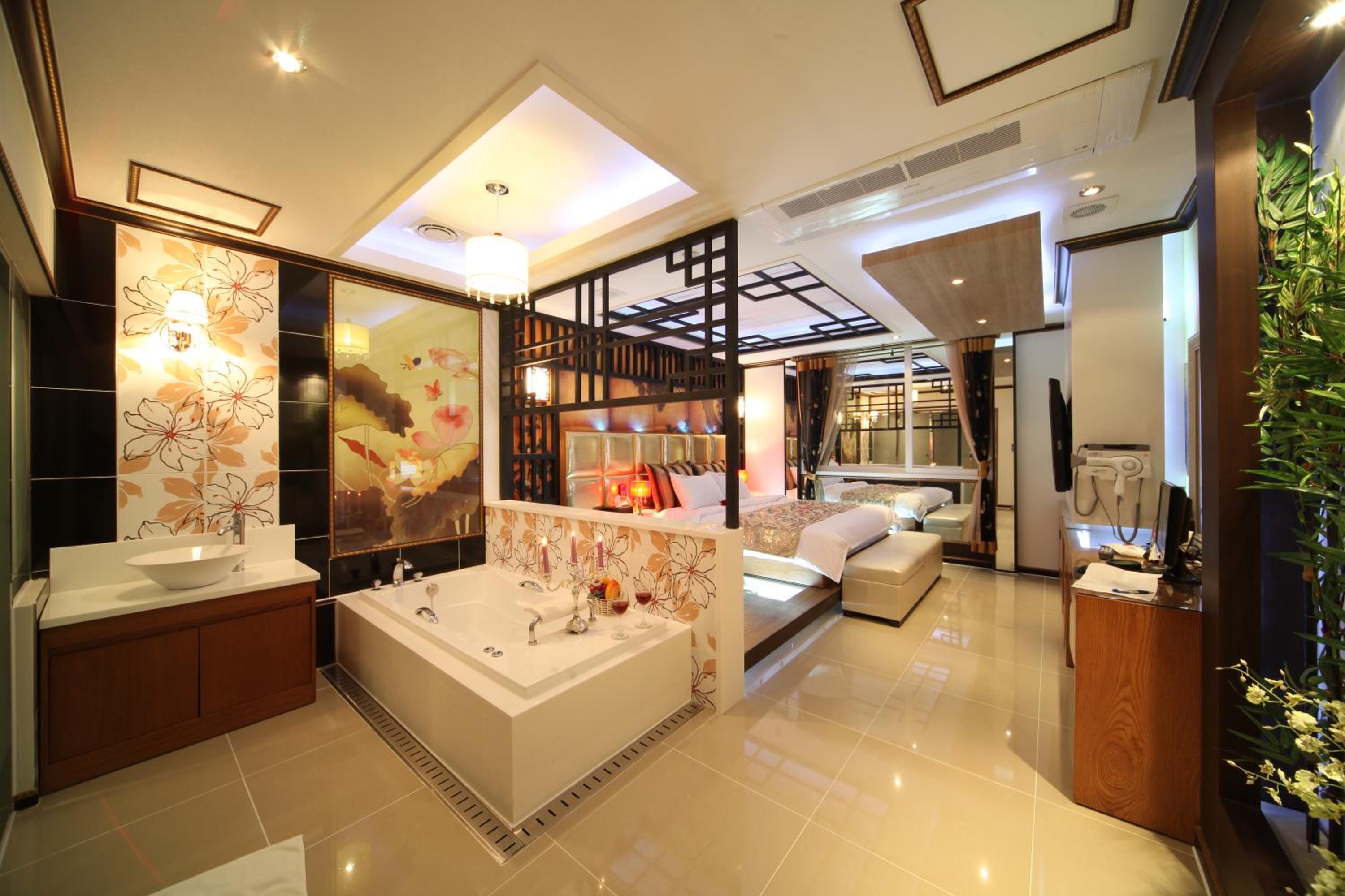 Deluxe Double Room - Photo 2