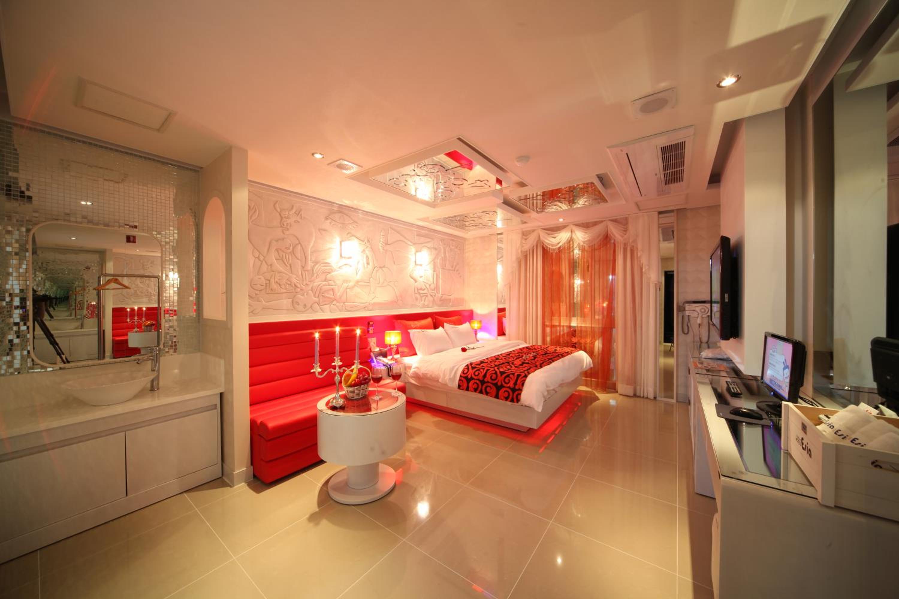 Standard Double Room - Photo 1