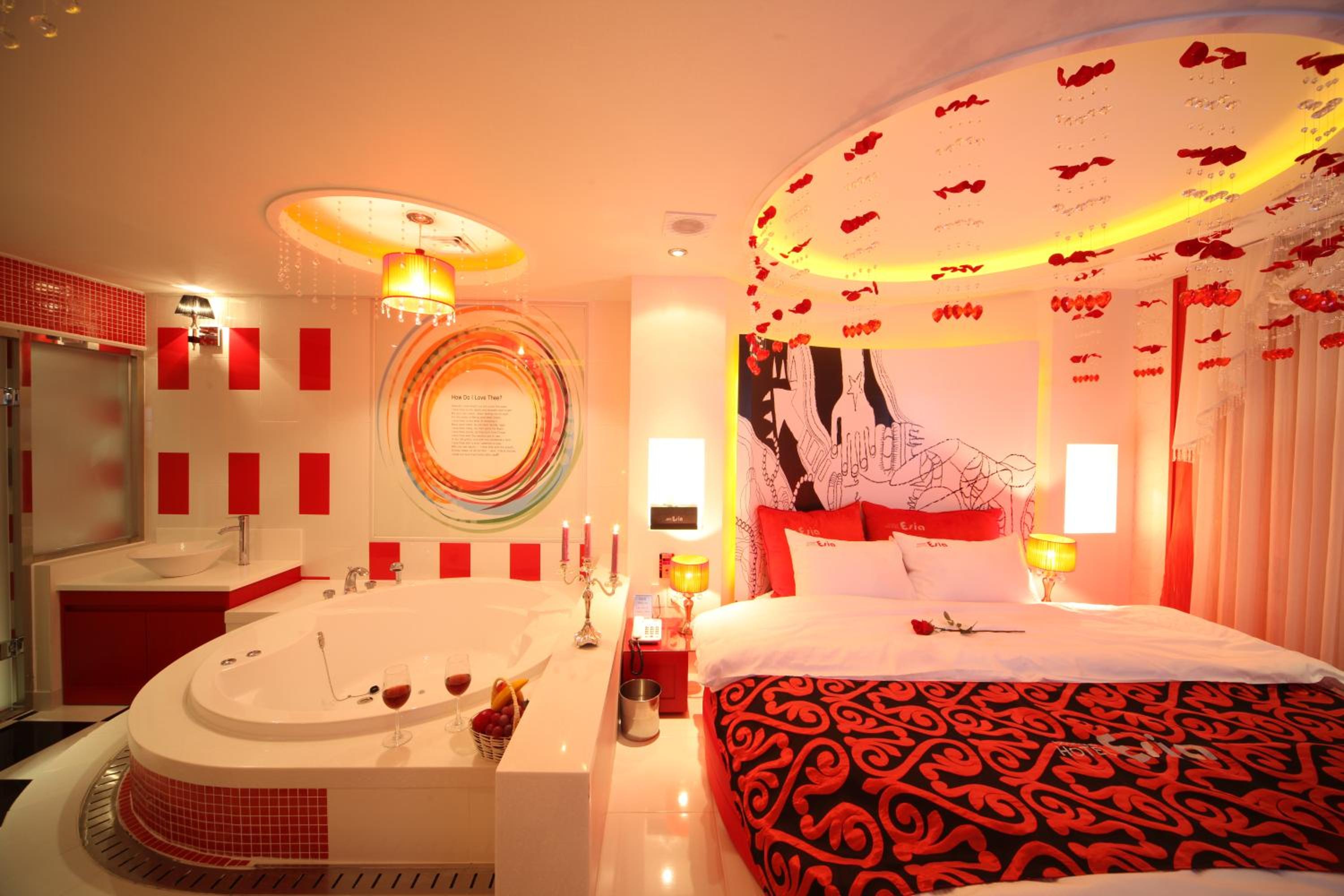 Large Double Room photo 2