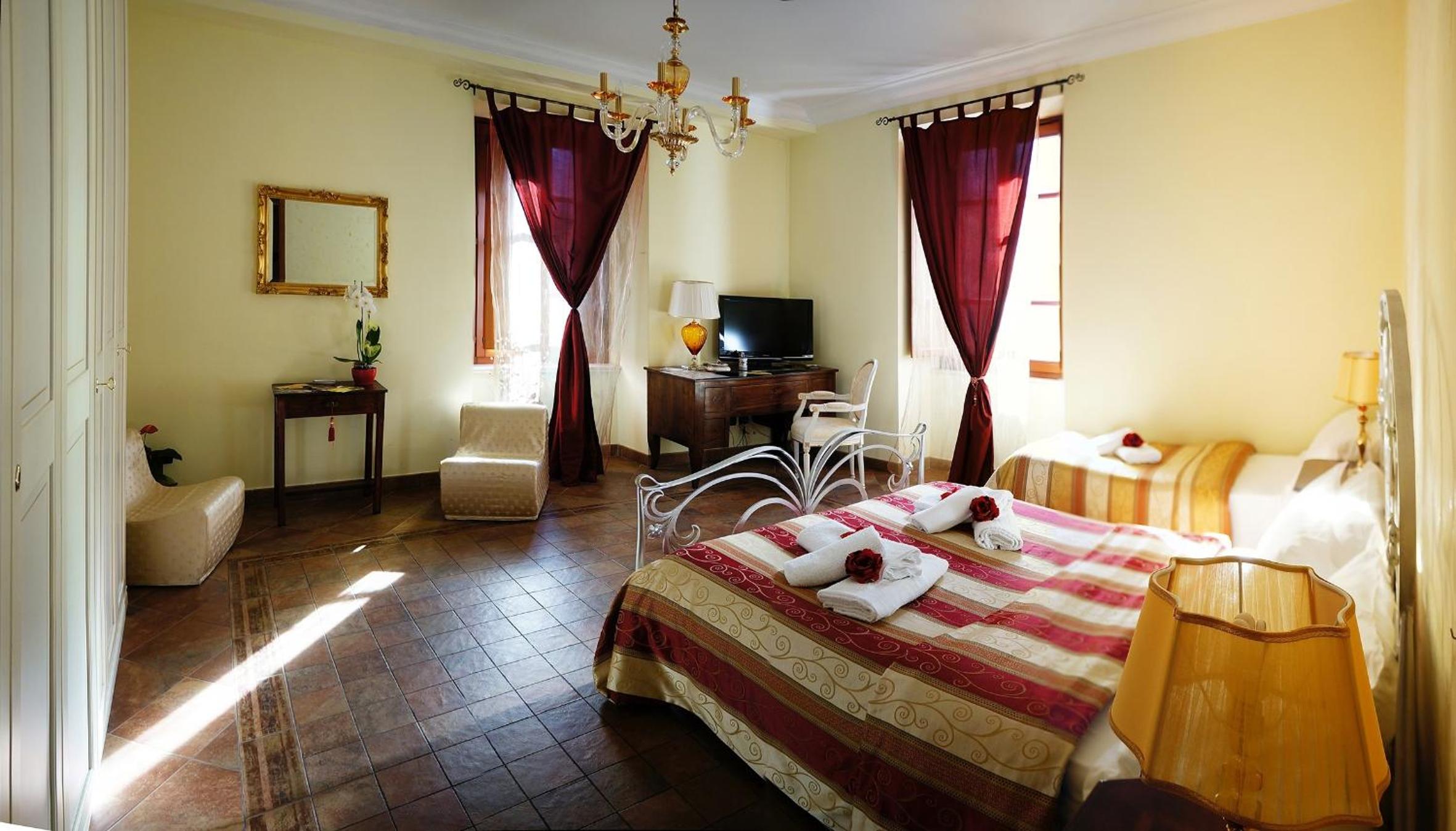 Superior Suite photo 2