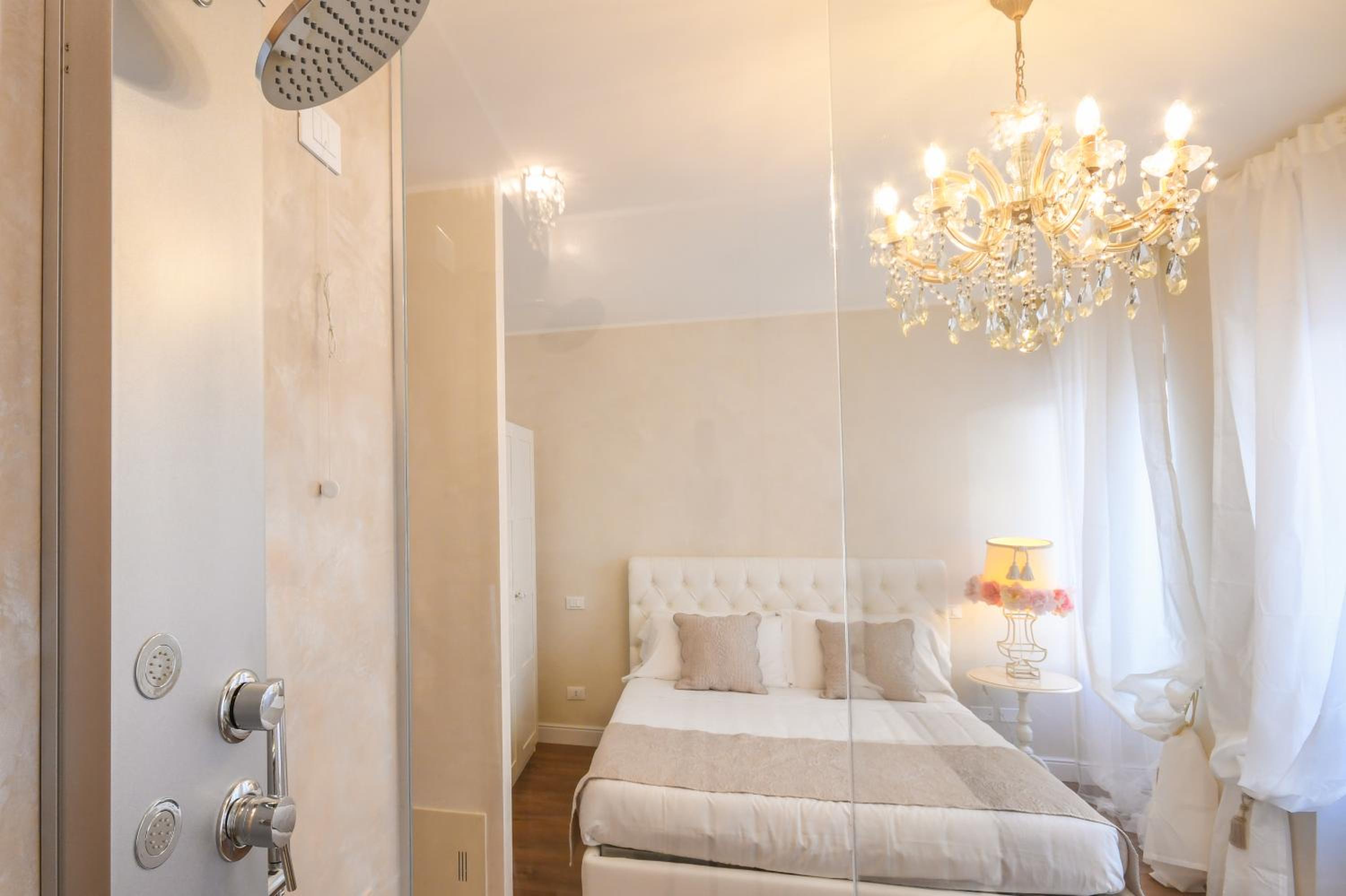 Family Suite - Photo 8