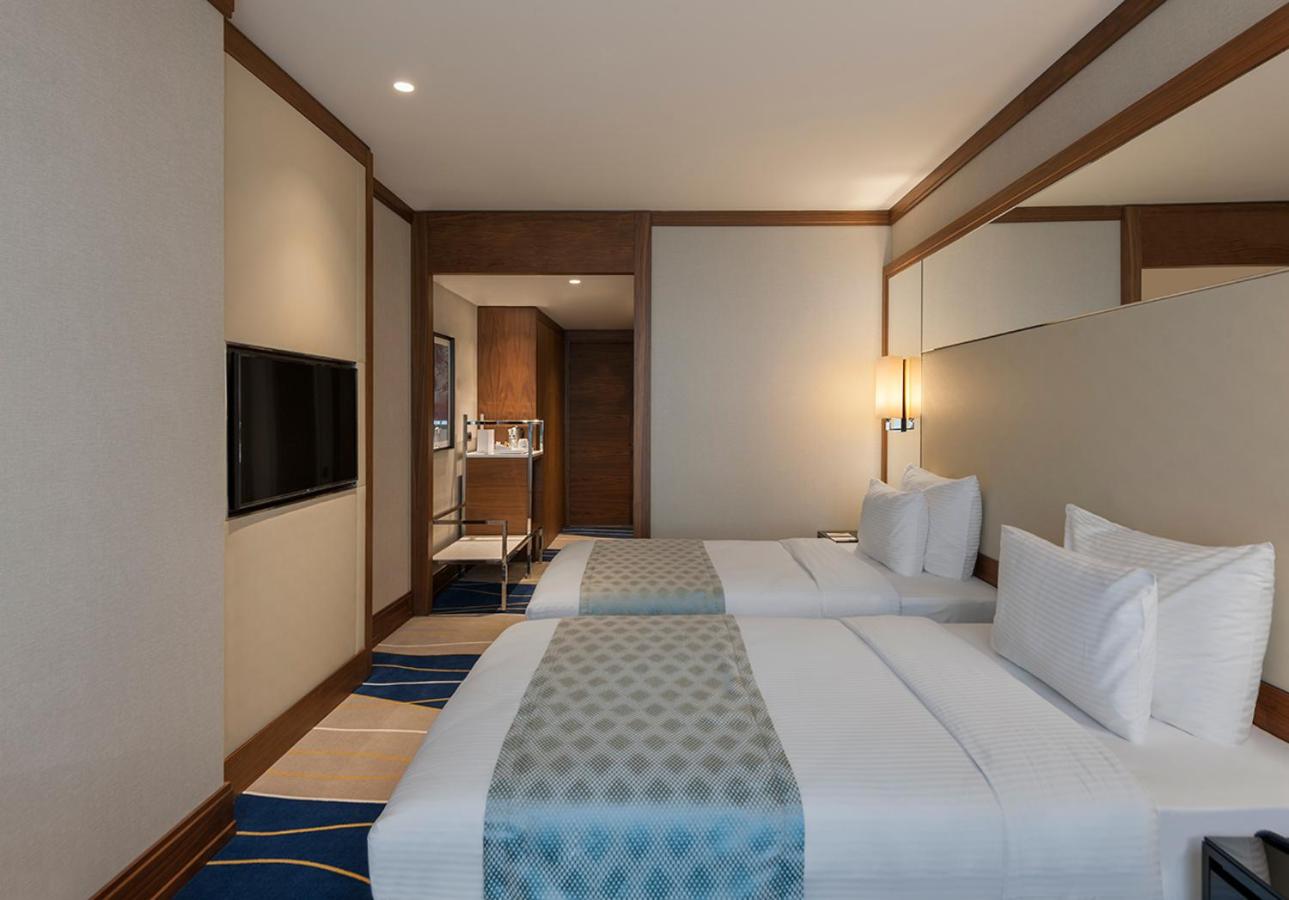 Deluxe Room with 2 Single Beds, Sea View photo 3