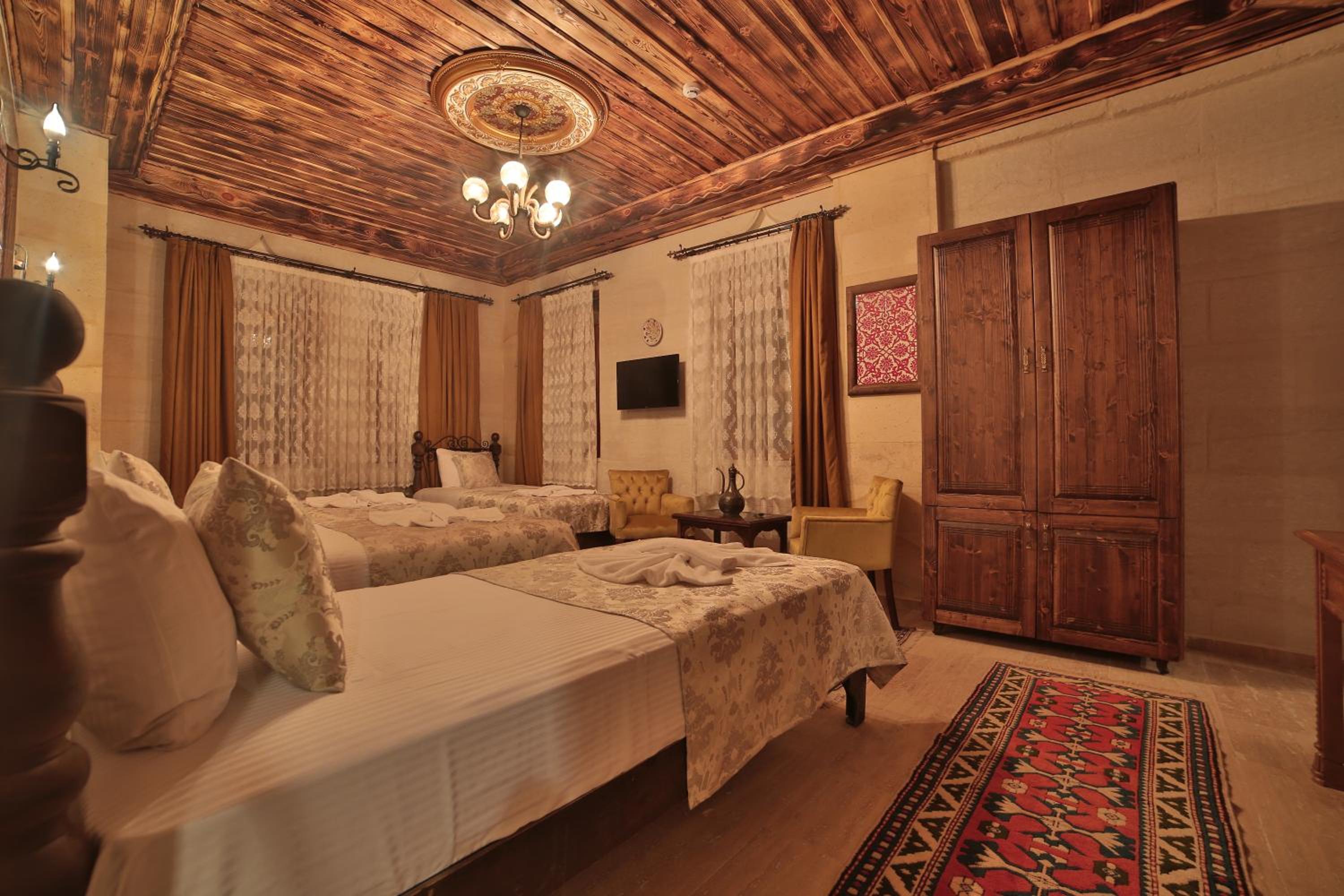 Standard Quadruple Room - Photo 7