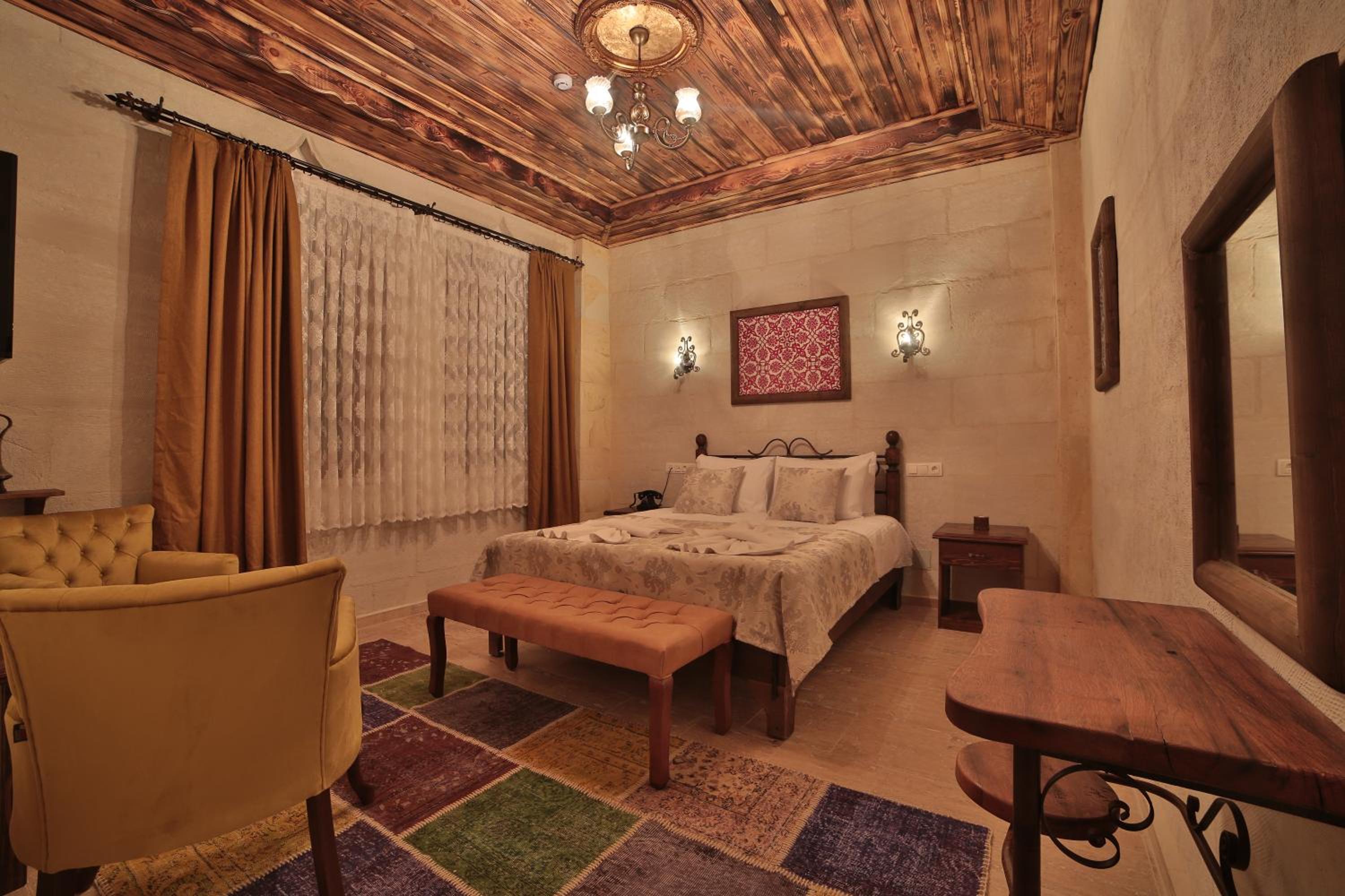Standard Double Room - Photo 3