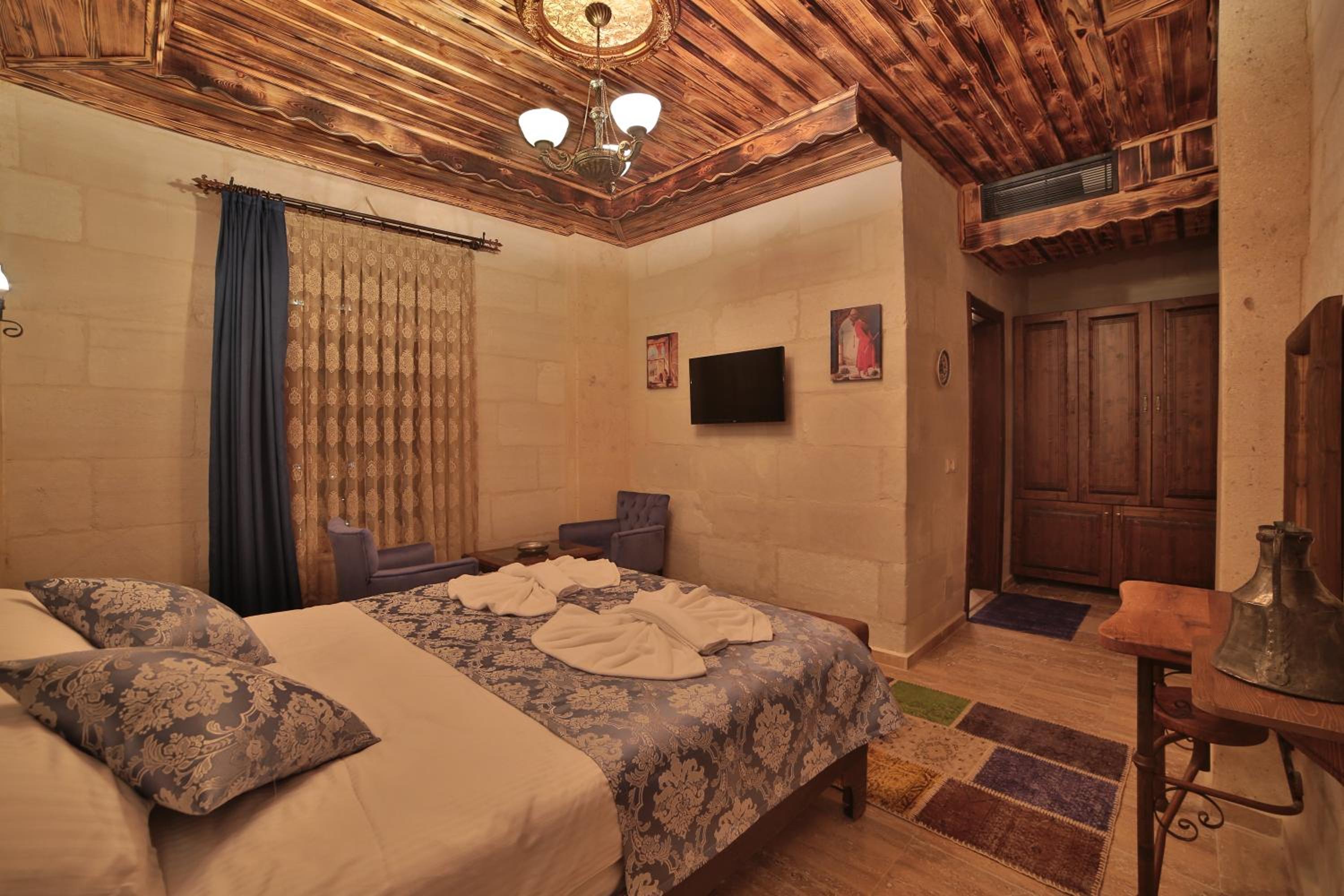 Standard Double Room - Photo 1