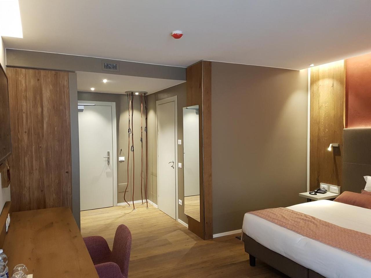 Superior Double Room - Photo 9