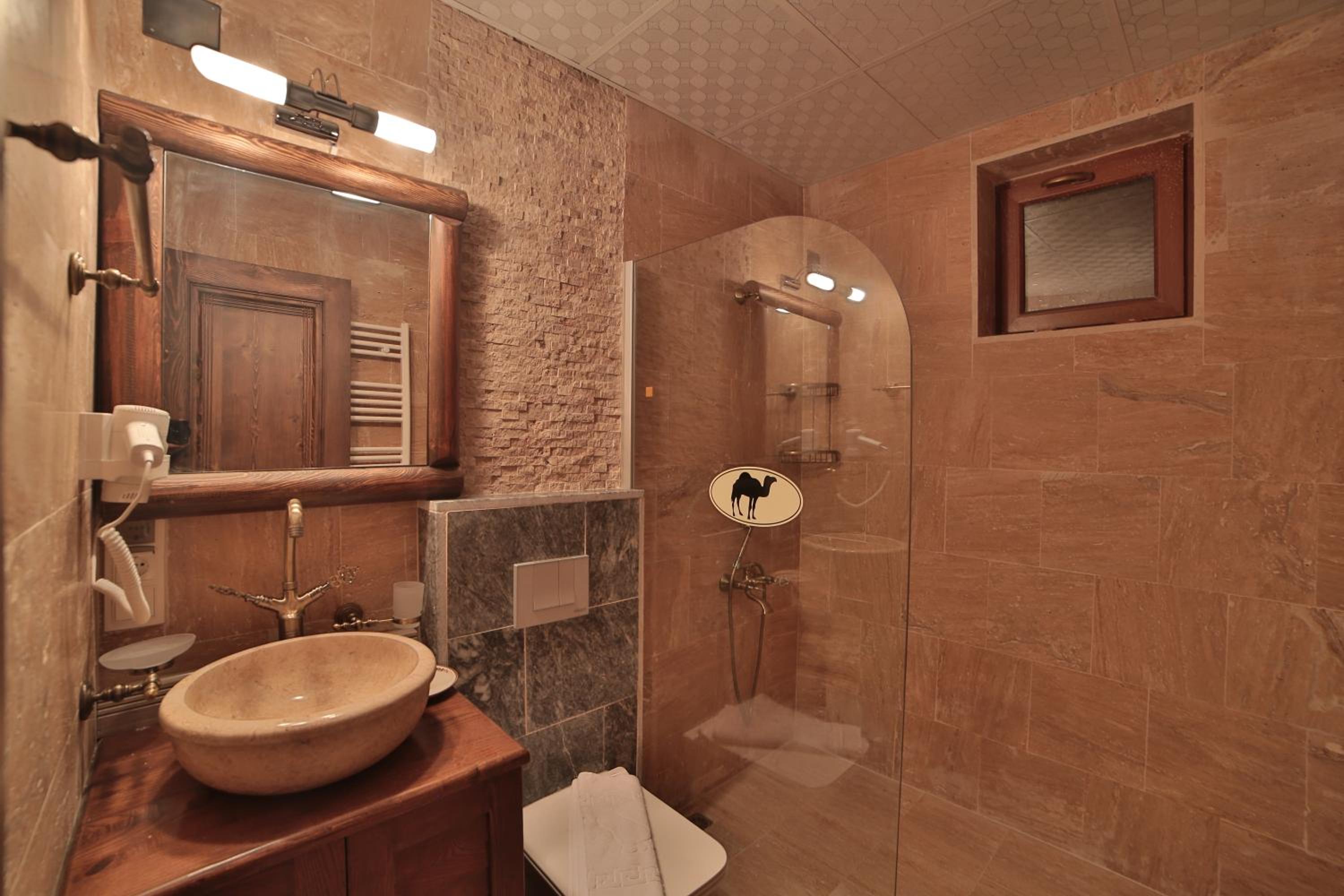 Triple Room with View - Photo 14