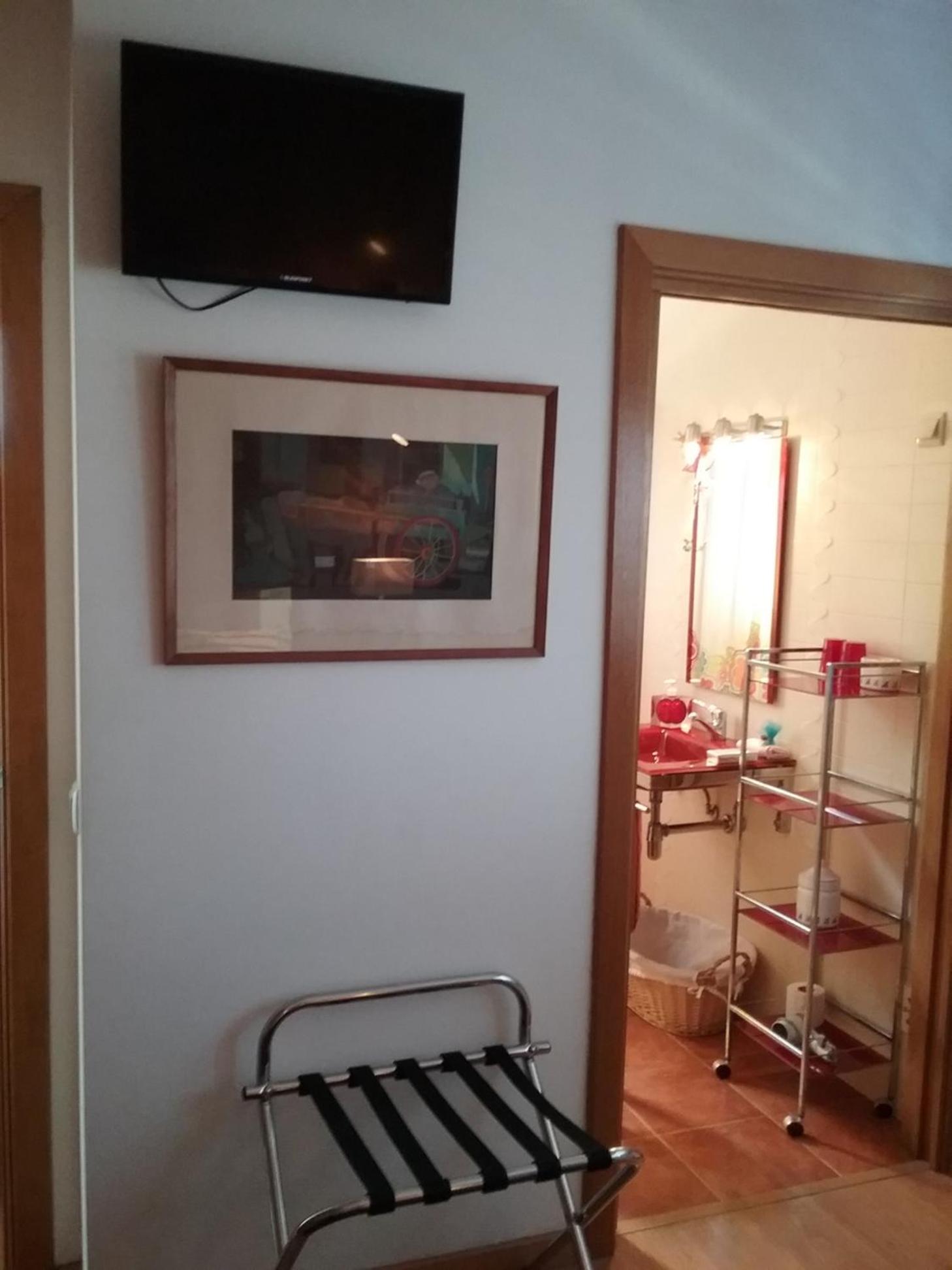 One-Bedroom Suite photo 2