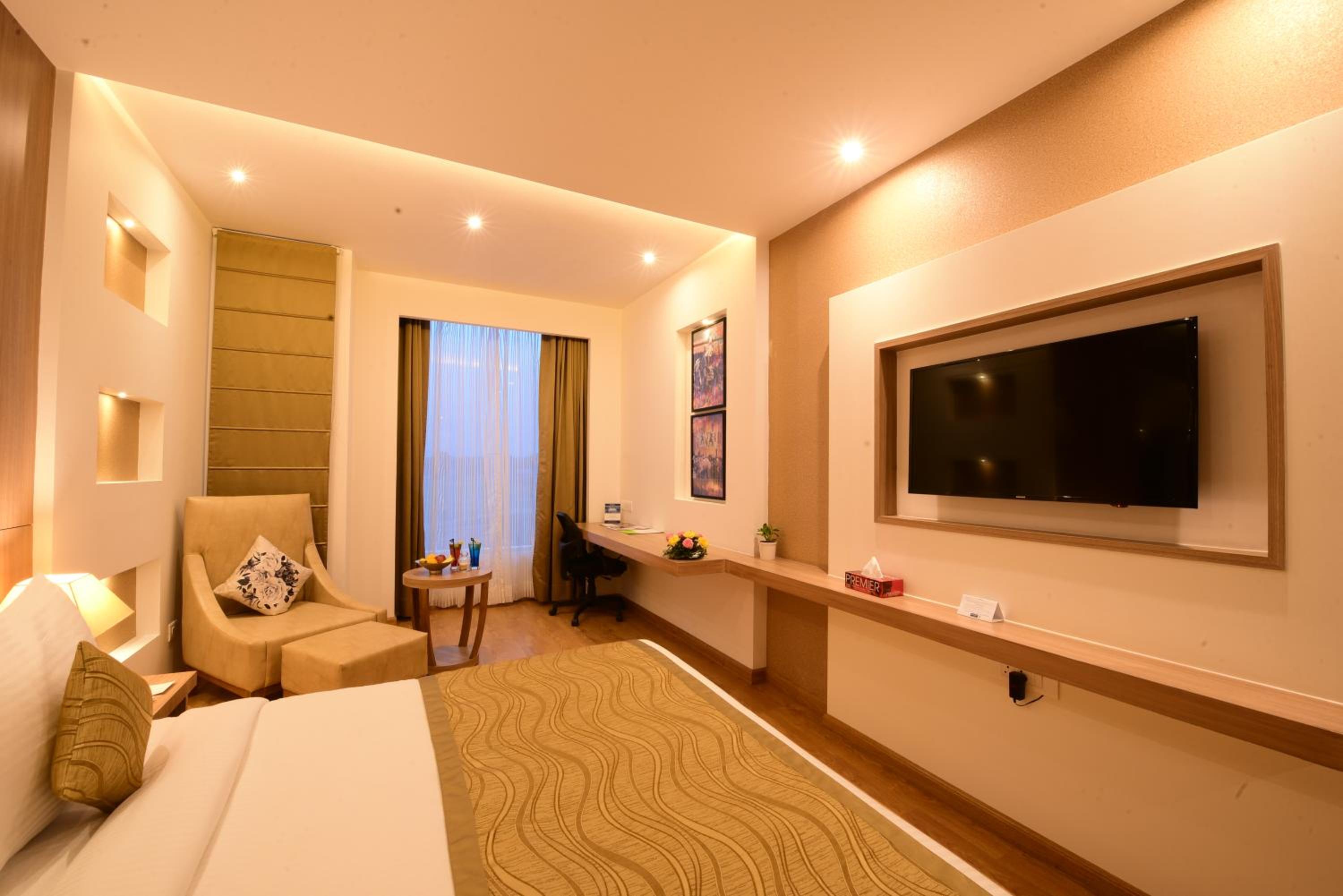 Deluxe Twin Room - Non-Smoking - Photo 1